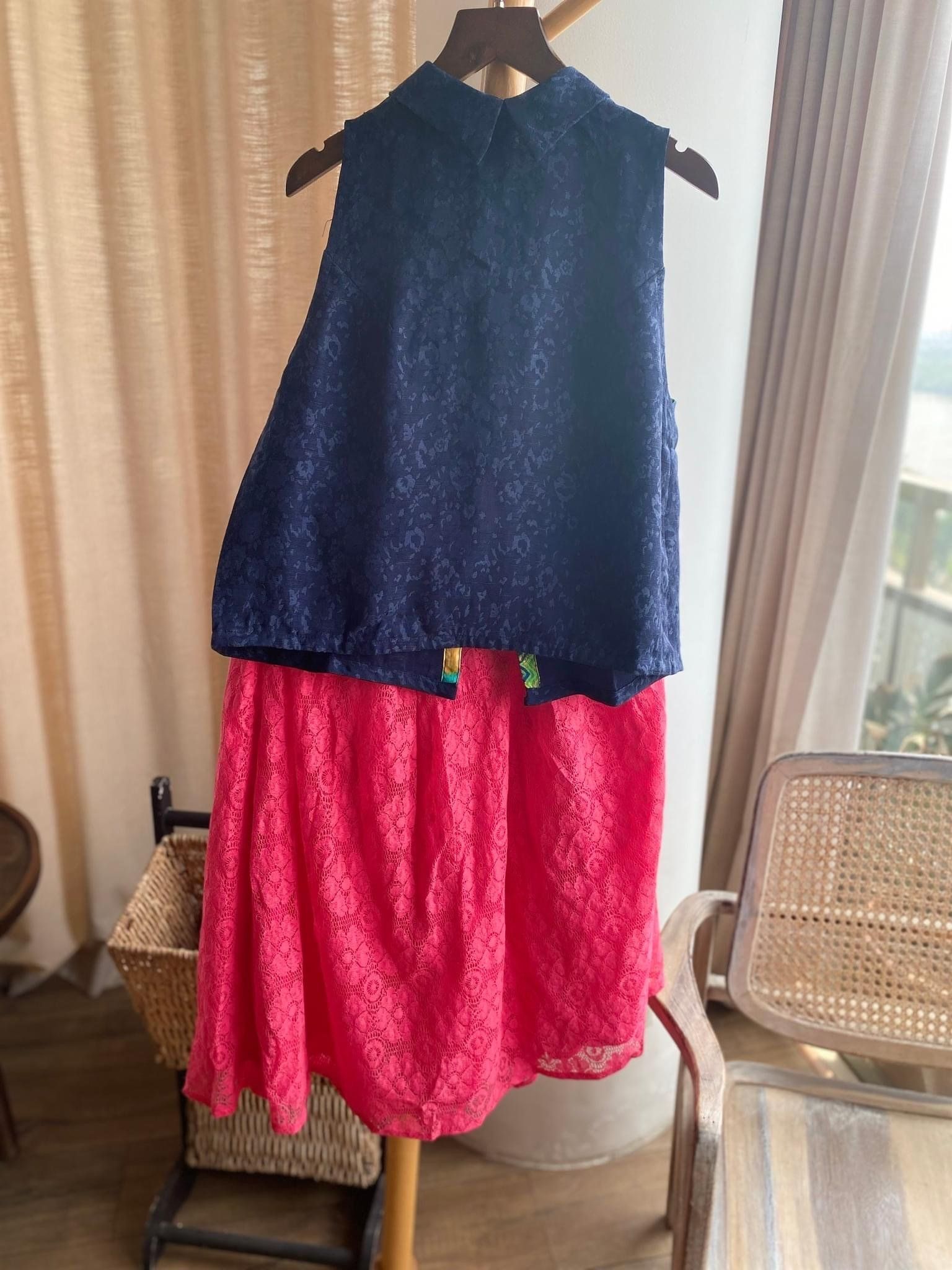 Daria Set - Chân Váy Ren Và Áo Gấm C004