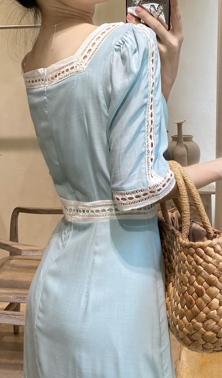 Jolie Dress - Đầm Cổ Vuông Phối Ren L55
