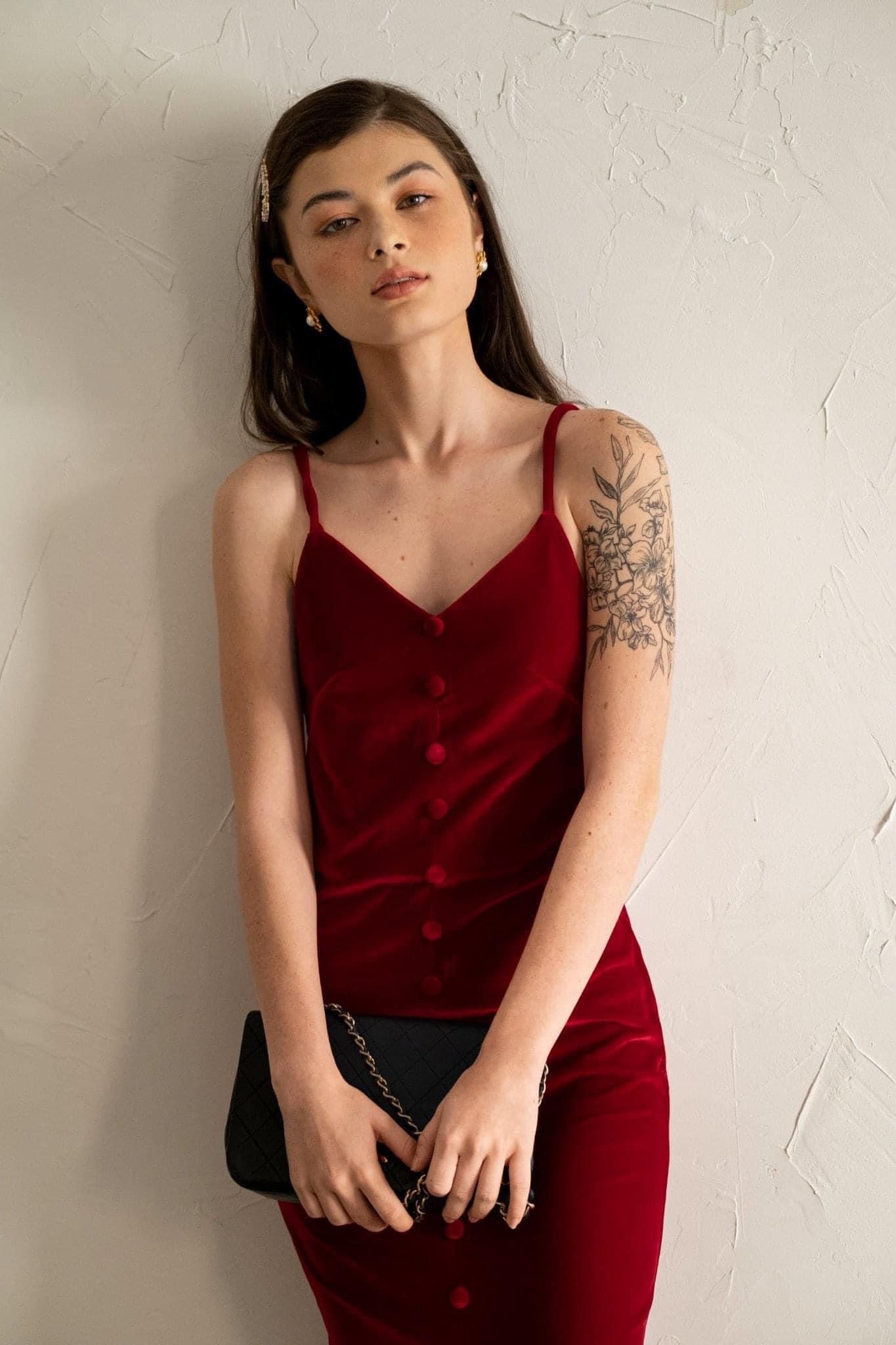 Velvet Dress - Đầm 2 dây nhung nút bọc D259