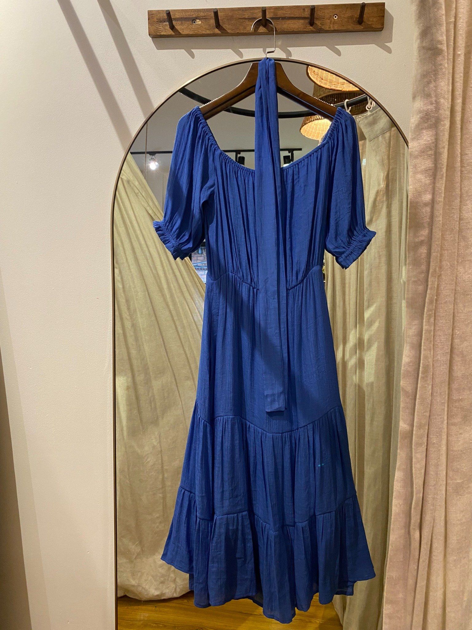 Laila Dress - Đầm xô lụa trễ vai xanh biển D56