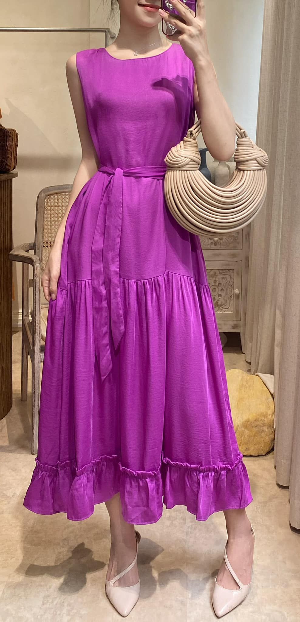 Emmie Dress - Đầm sát nách lụa các màu - D634
