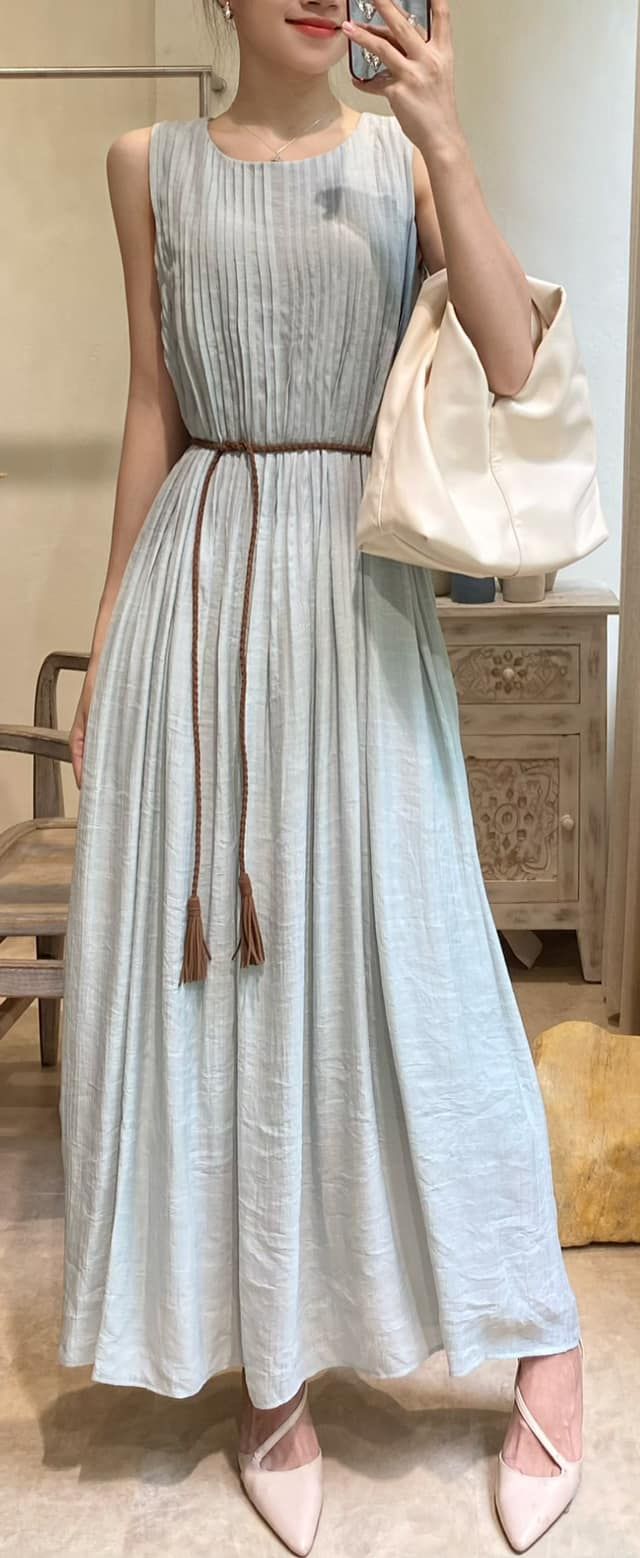 Calista Dress - Đầm xô lụa xếp ly ngực D743