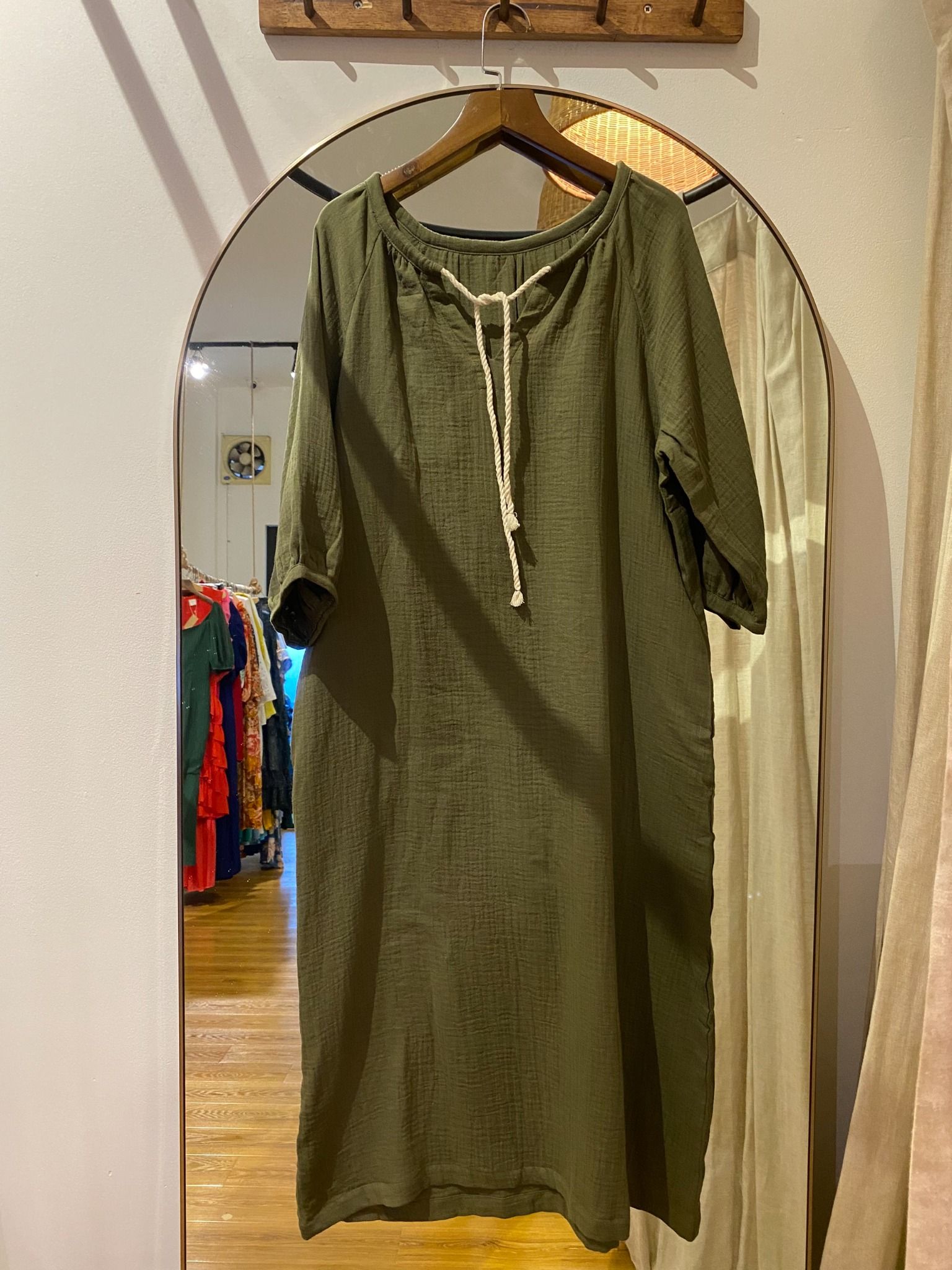 Lunar Dress - Đầm suông tay lỡ - D679
