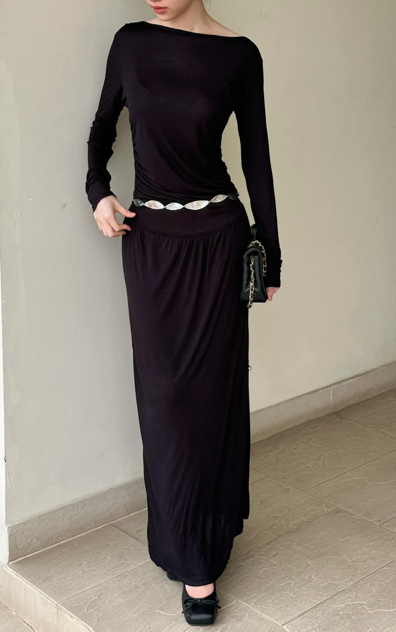 Lealia Dress - Đầm Lệch Vai Tay Dài D998
