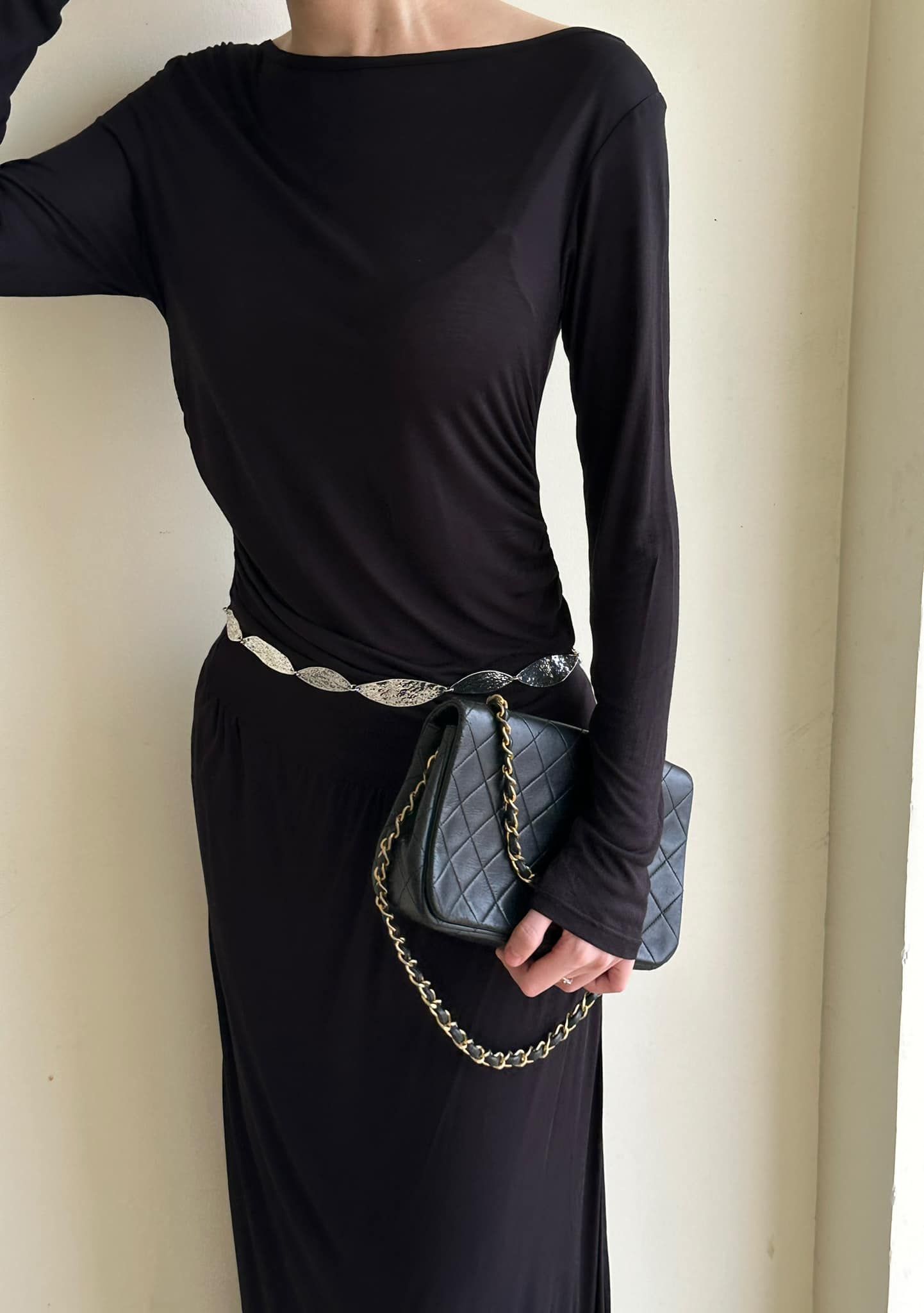 Lealia Dress - Đầm Lệch Vai Tay Dài D998
