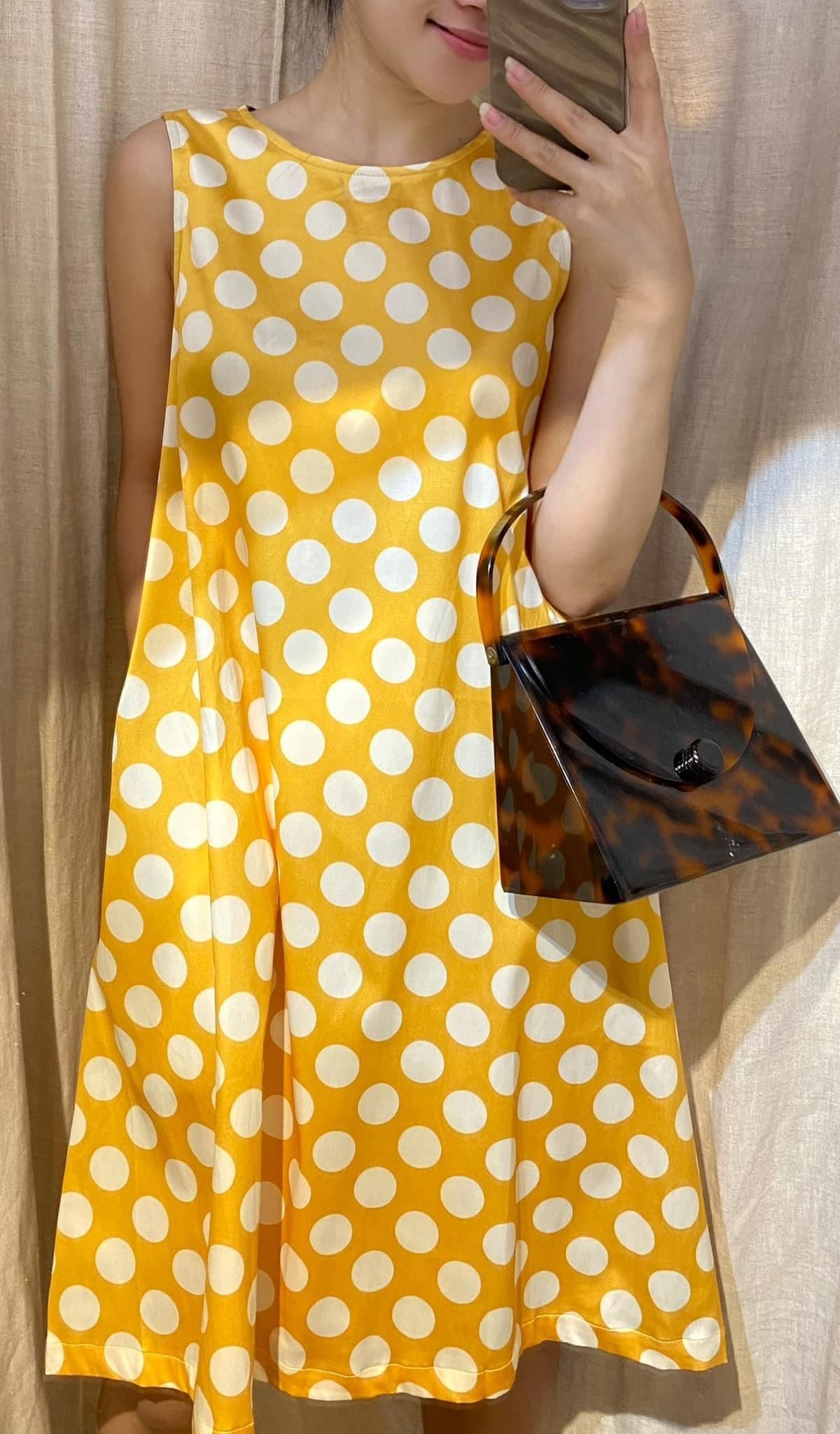 Gwendolyn Dress - Đầm chấm bi sát nách suông D283 D561