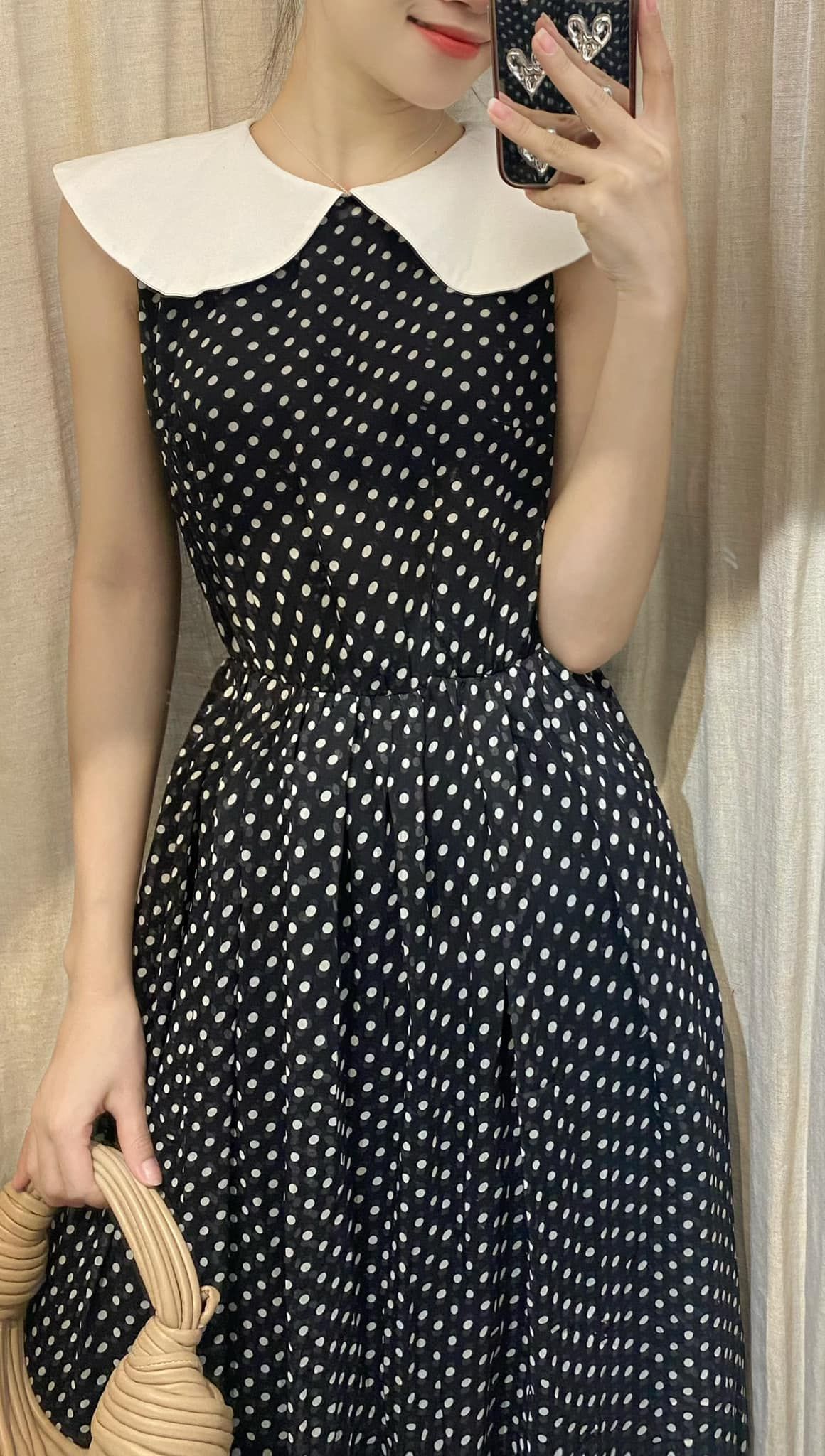 Della Dress - Đầm Midi Sát Nách Hoạ Tiết Chấm Bi E04