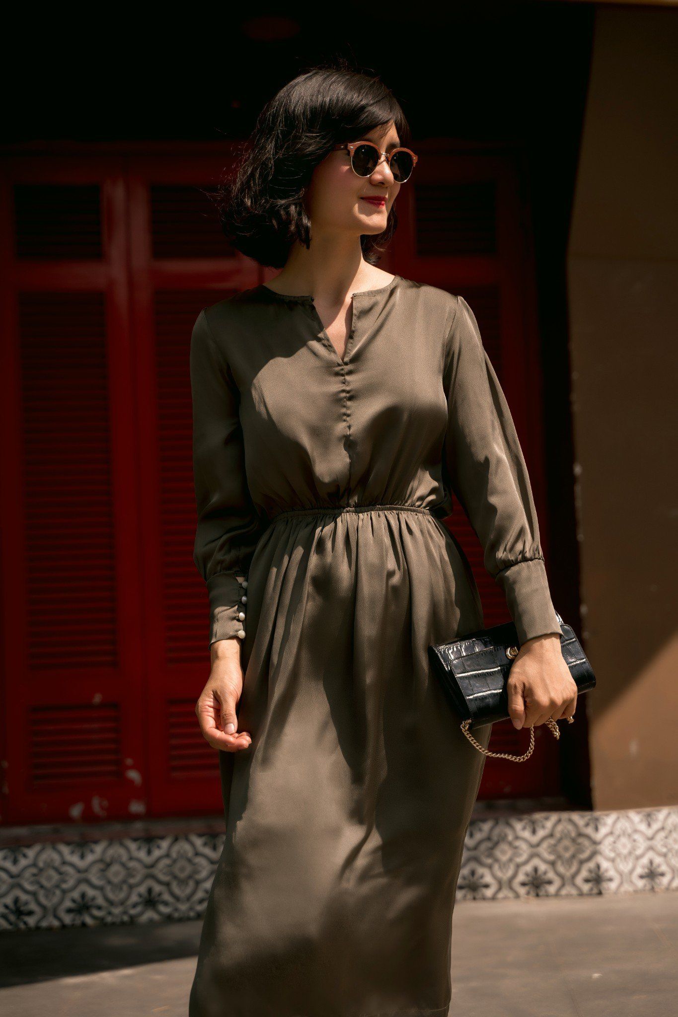 Frances Dress - Đầm lụa tay dài 4 nút D258
