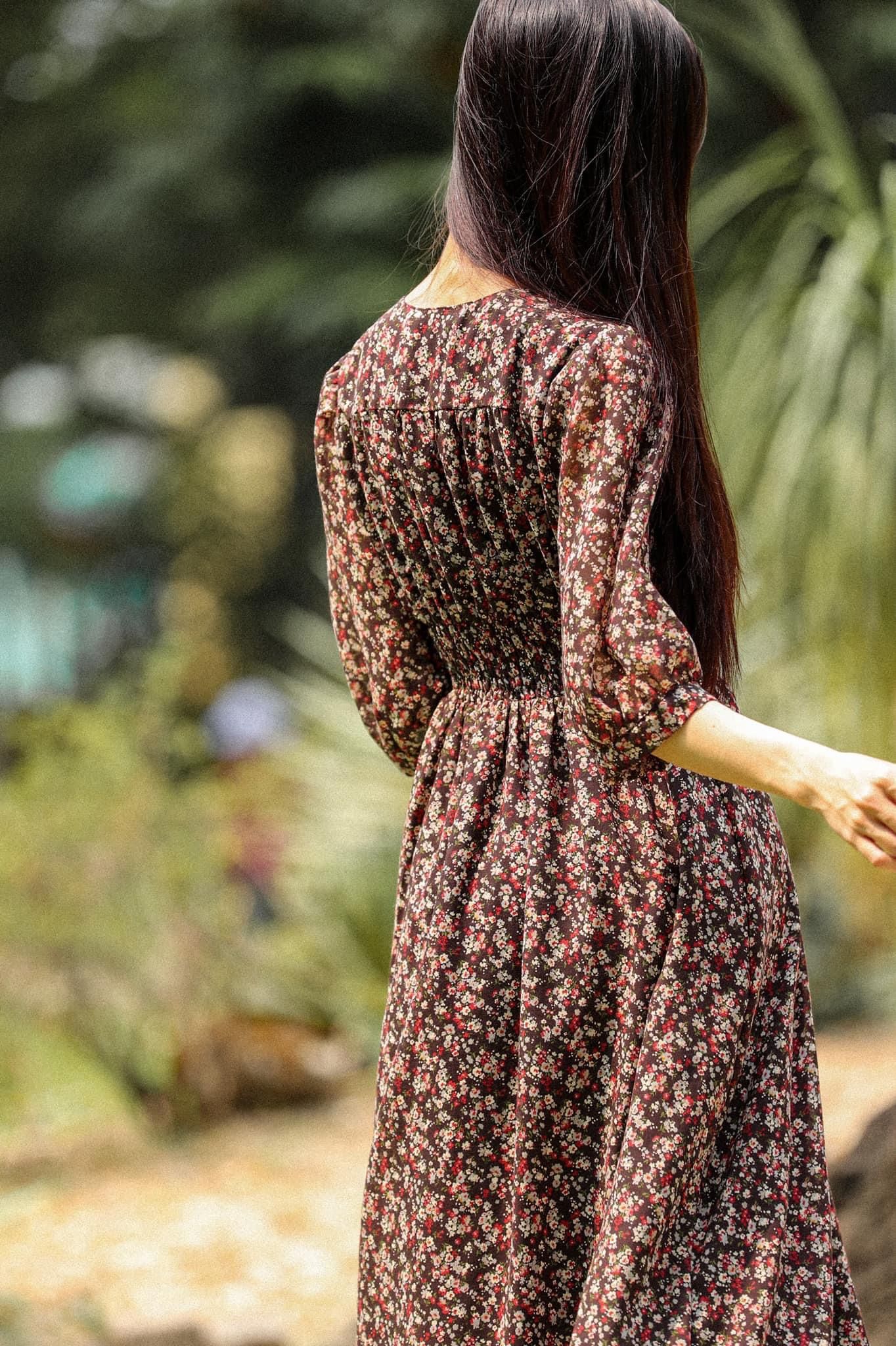 Melina Dress - Đầm voan in hoa có cúc - D01