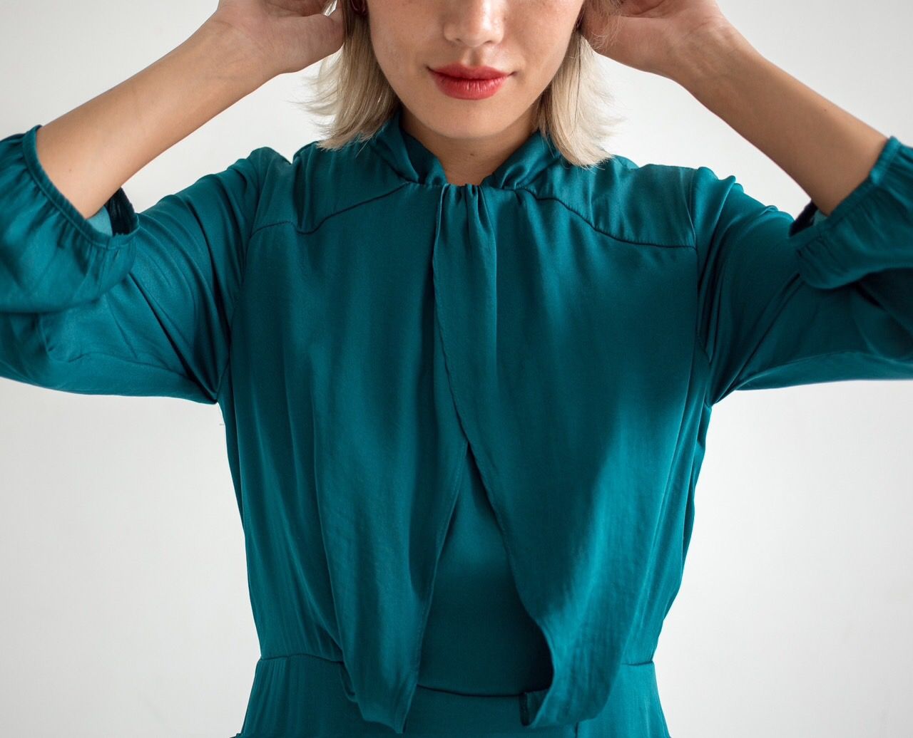 Eleanor Dress - Đầm lụa tay Dài - D03