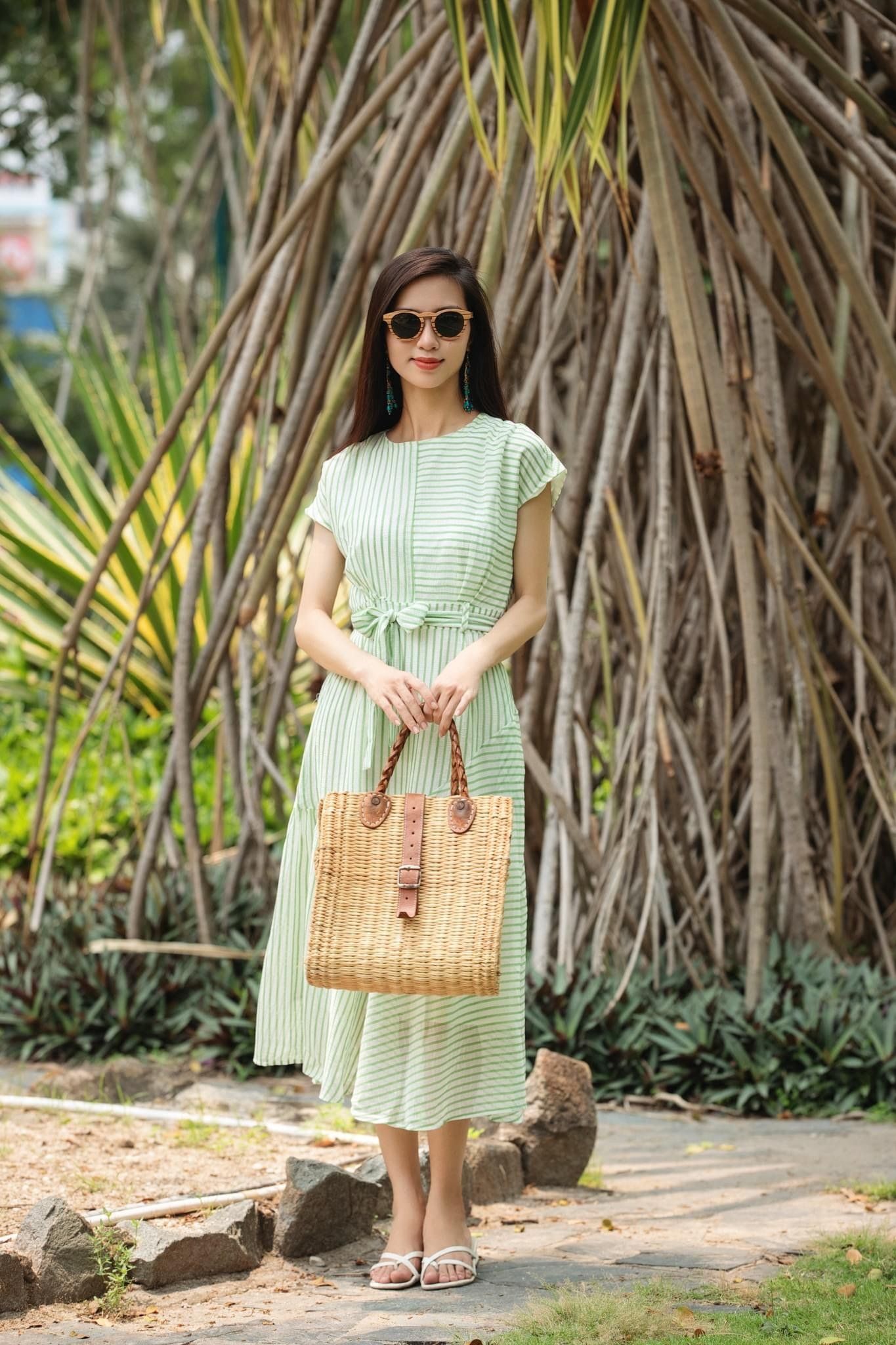 Evergreen Dress - Đầm Kẻ Sọc Đai Lưng PQ69