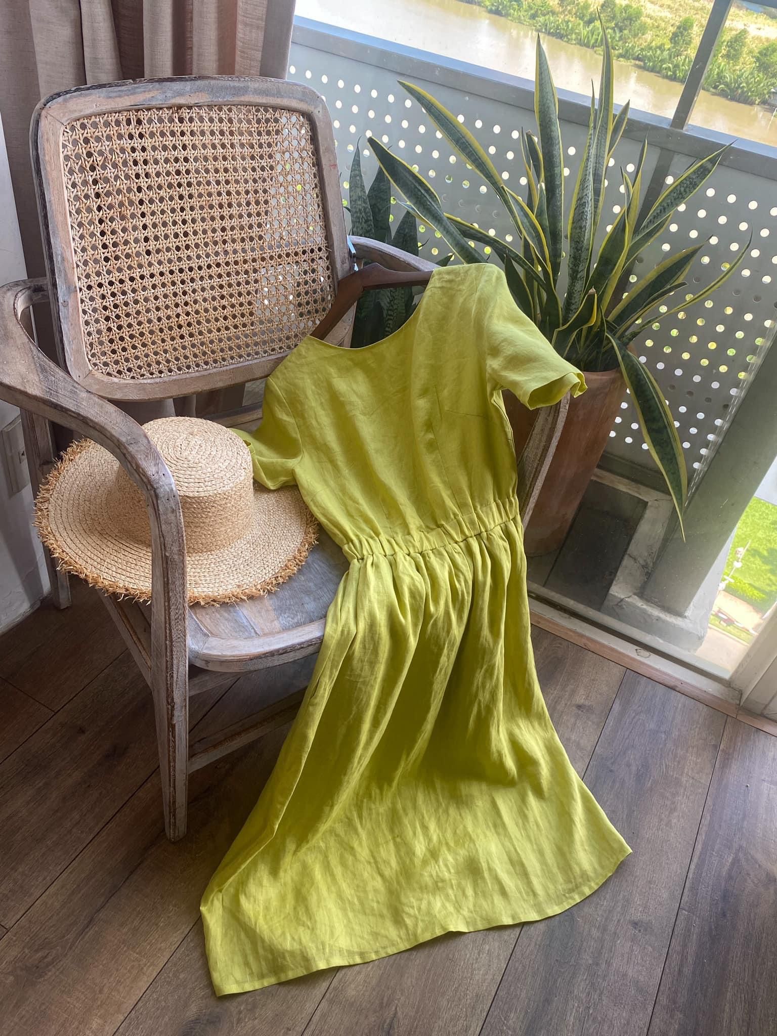 Melody Dress - Đầm Cổ Tròn Nhấn Eo - L93