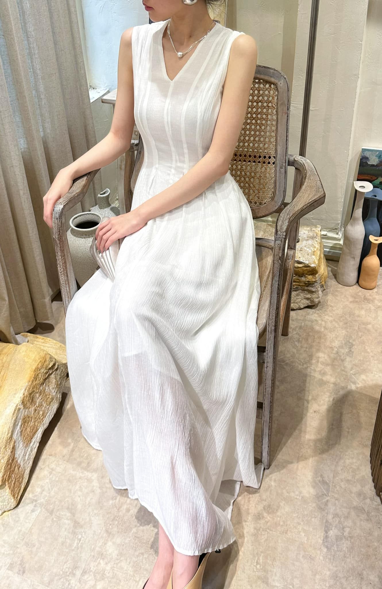 Ela Dress - Đầm Midi Cổ V Xếp Ly V09