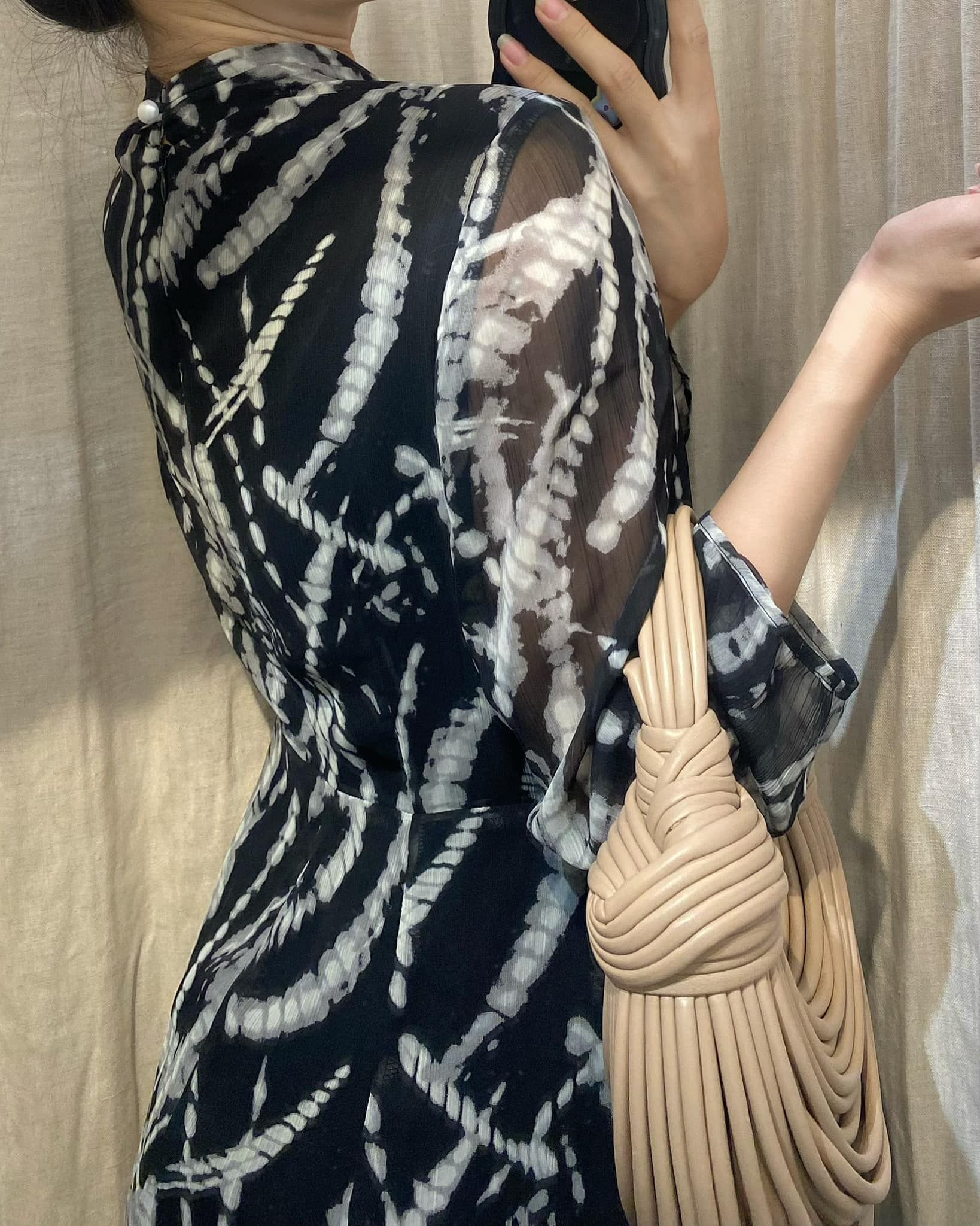 Eleanor Dress - Đầm Voan Tay Dài D03