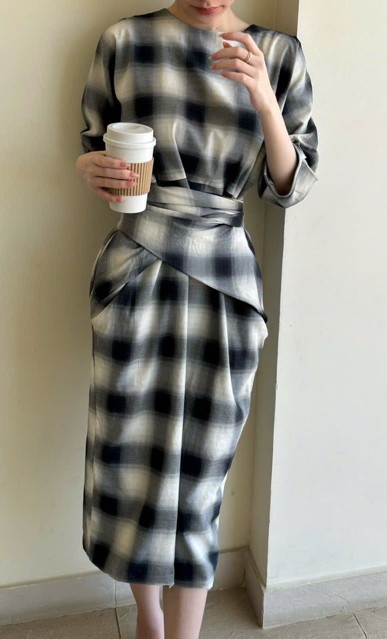 Amie Dress - Đầm Cuốn Eo Lạ Mắt