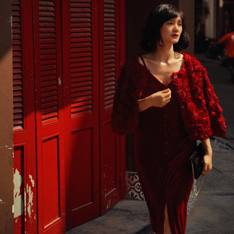 Velvet Dress - Đầm 2 dây nhung nút bọc D259