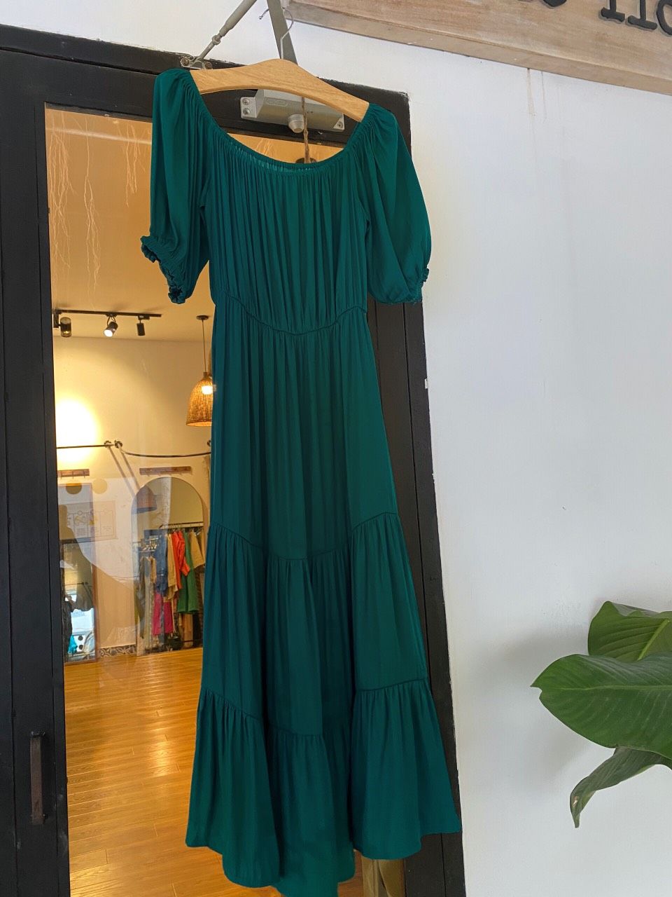 EMMIE DRESS - Đầm Trễ Vai lụa các màu - D625