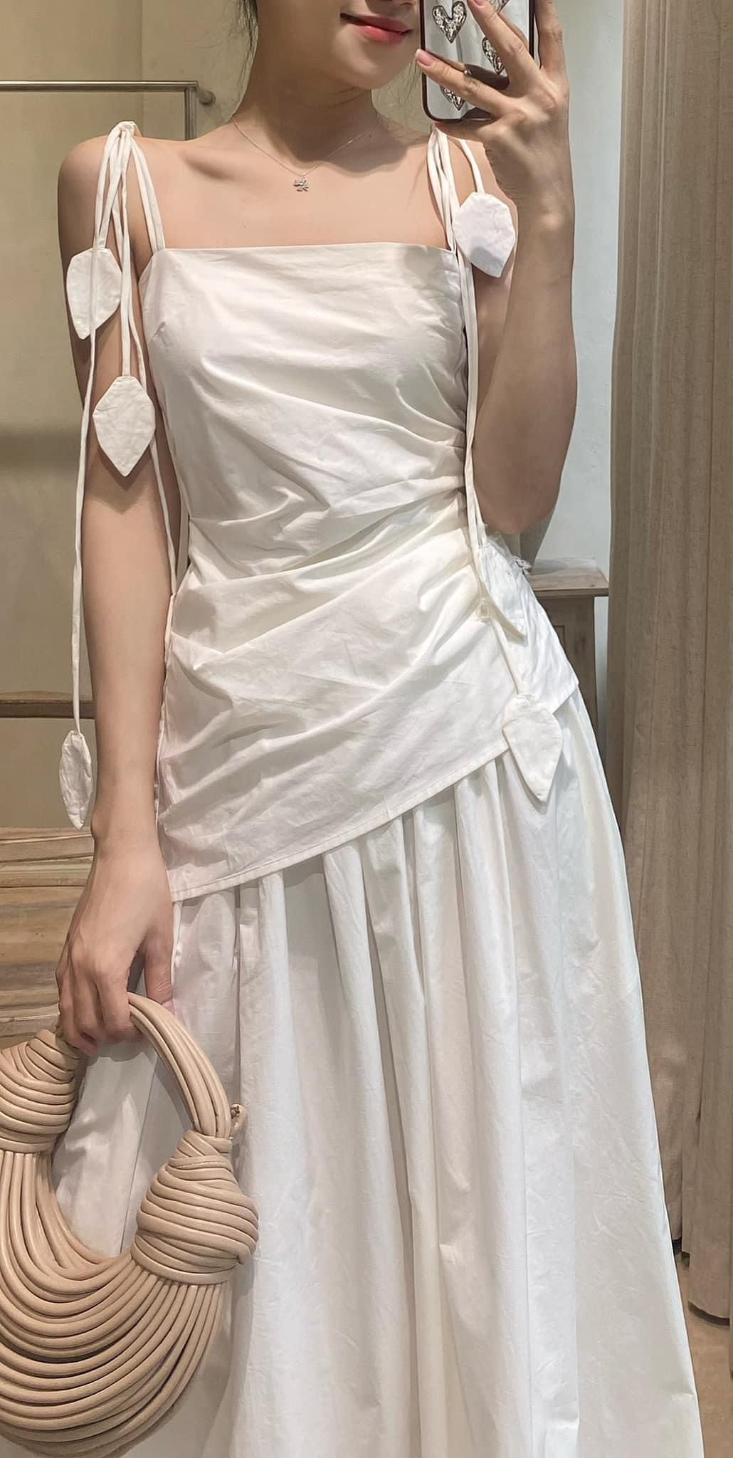 Emilia Set - Set Áo 2 Dây Và Chân Váy