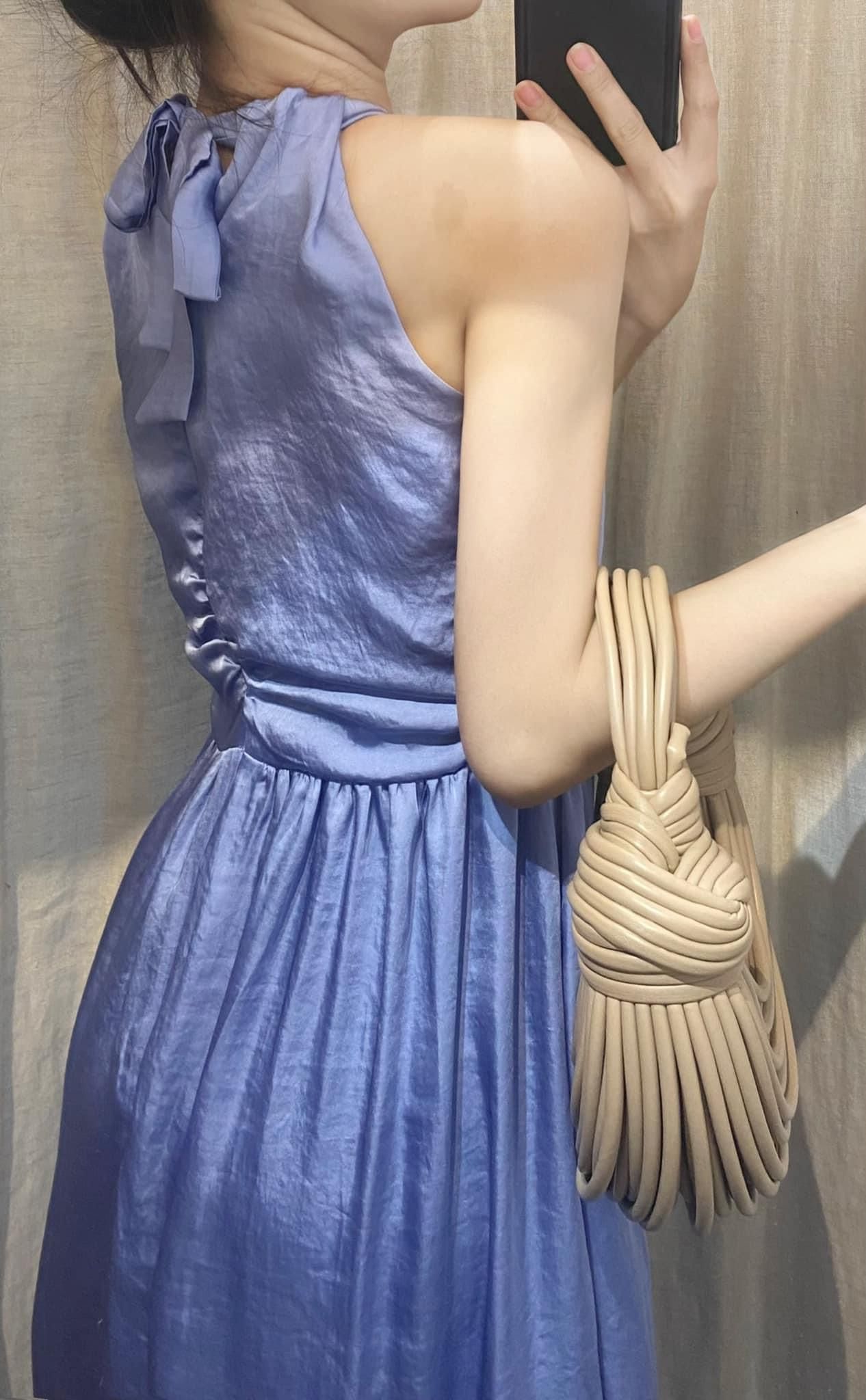 Flora Dress - Đầm Cổ Yếm E43