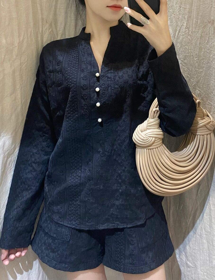 Lucie Set - Set Quần Và Áo Cổ V L01