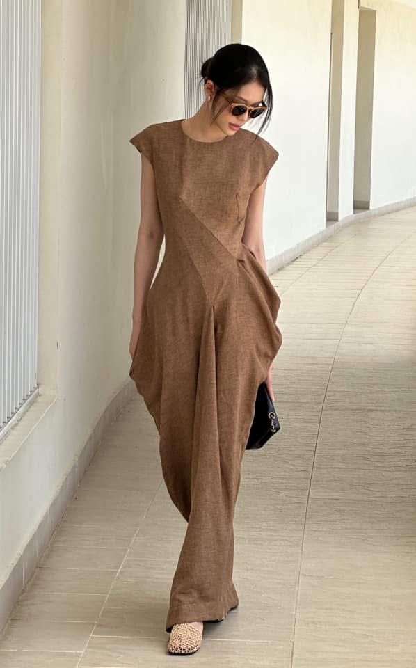 Ceré Dress - Đầm Cổ Tròn Tay Ngắn D1005