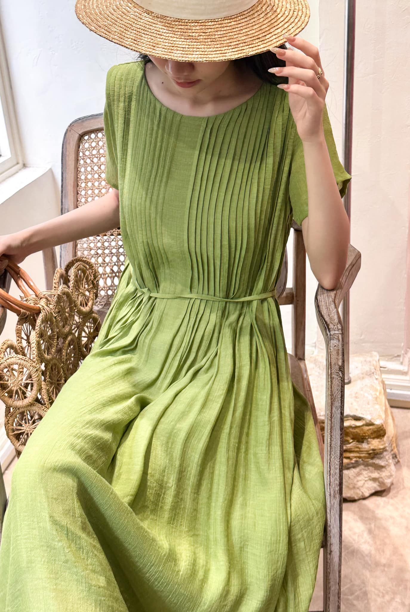Hazel Dress - Đầm Tay Ngắn Xếp Li D743