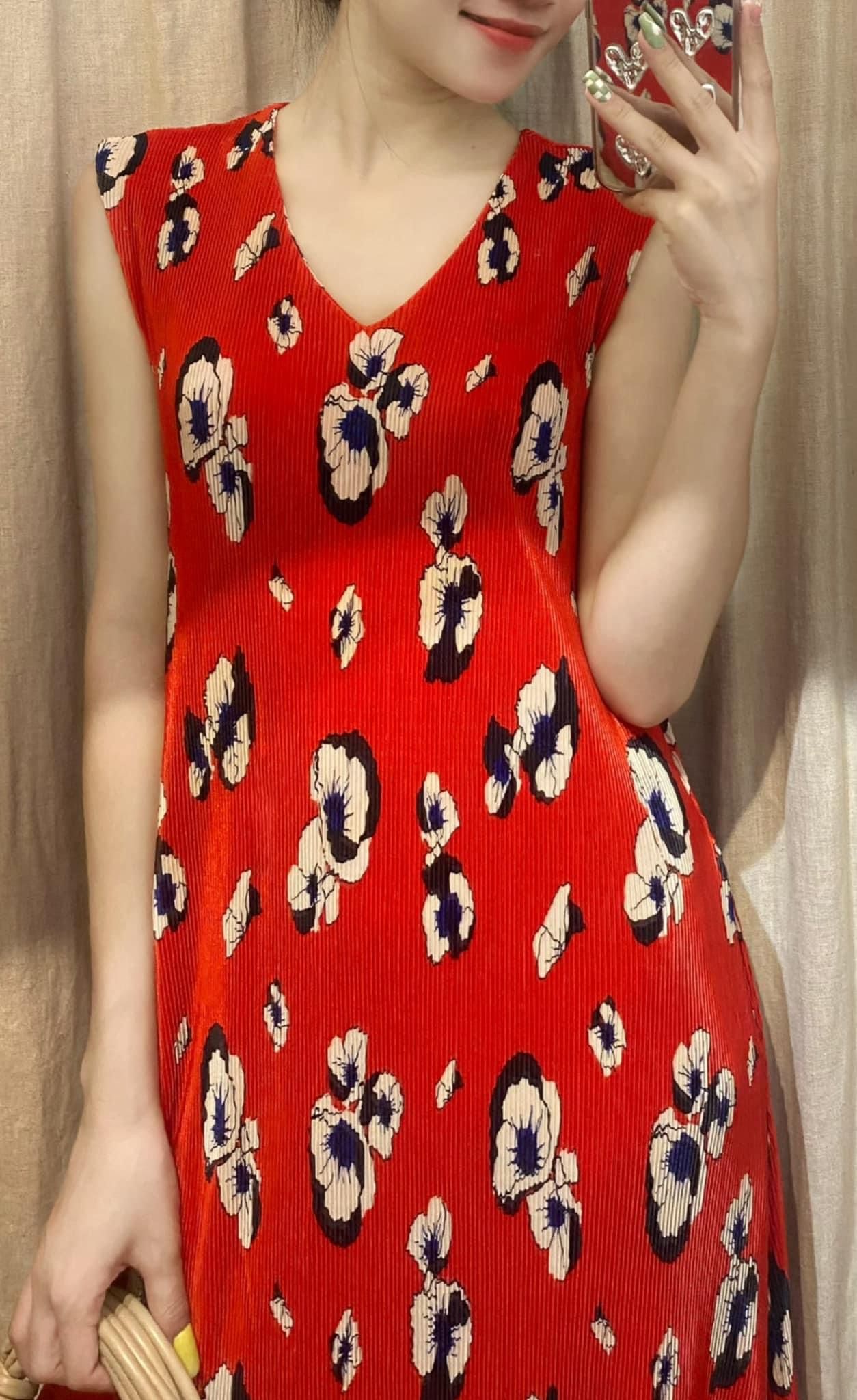 Tira Dress - Đầm Sát Nách Dáng Suông Cổ Tim - LA17