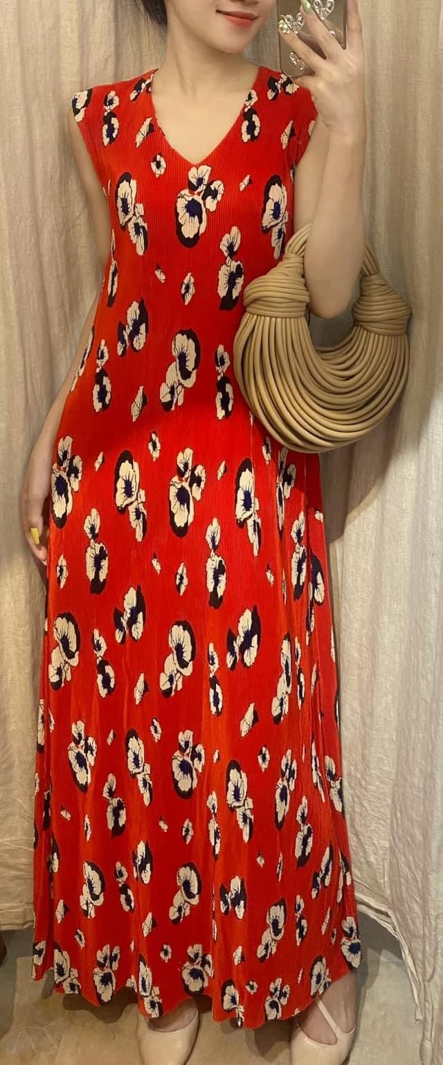 Tira Dress - Đầm Sát Nách Dáng Suông Cổ Tim - LA17