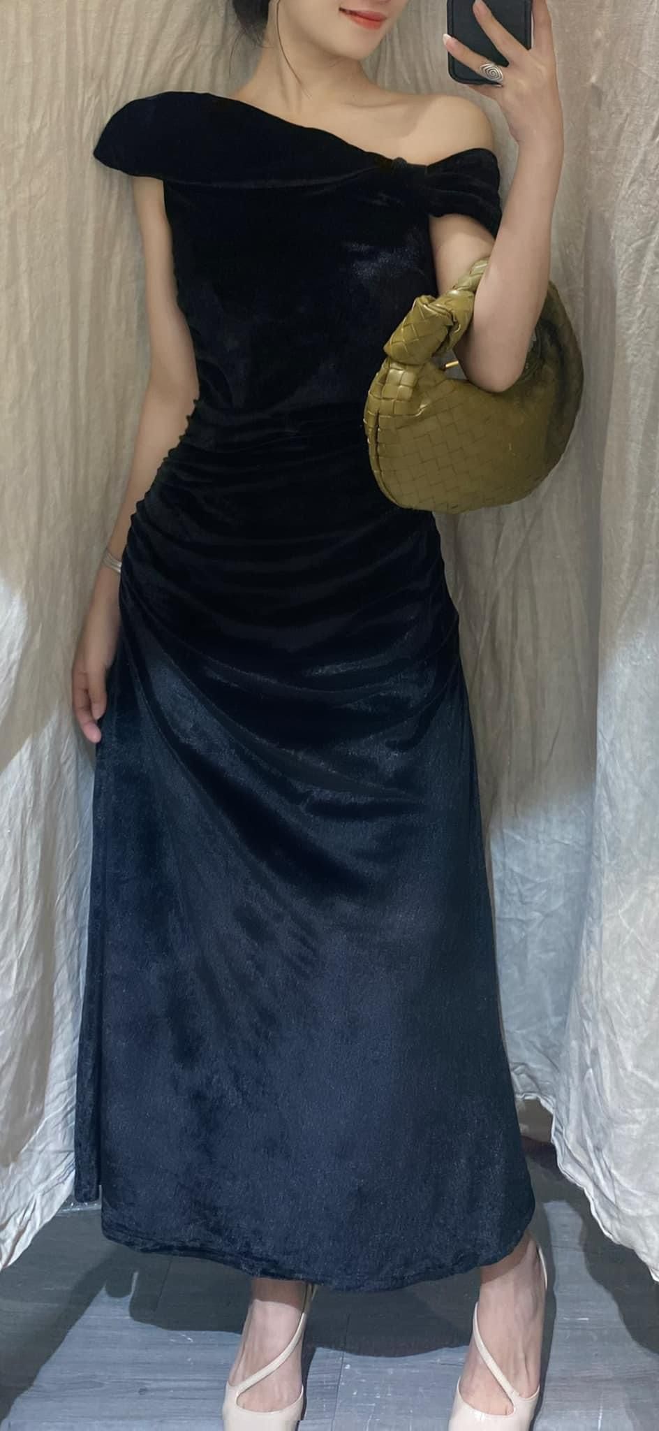 Vanessa Dress - Đầm nhung mềm nơ lệch vai D89