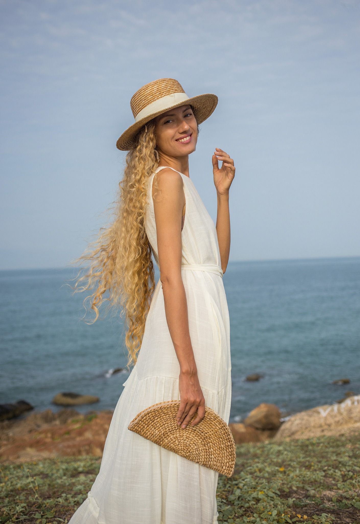 Rowan Dress - Đầm xô lụa sát nách trắng D55