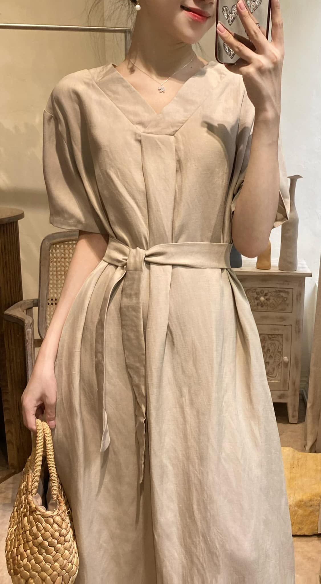 Jocelyn Dress - Đầm Linen Suông Cổ V D974