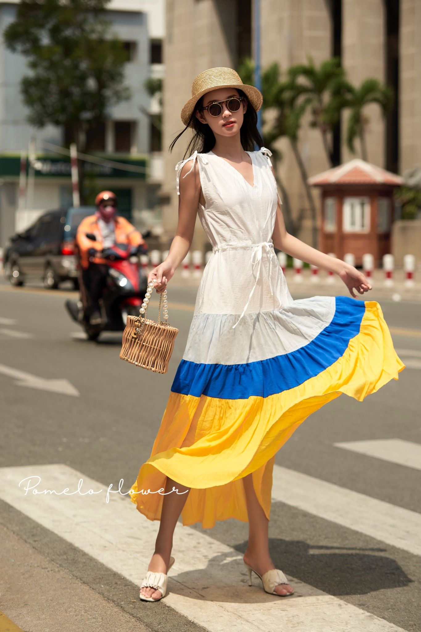 Alyssa Dress - Đầm sát nách cổ V 4 màu D44