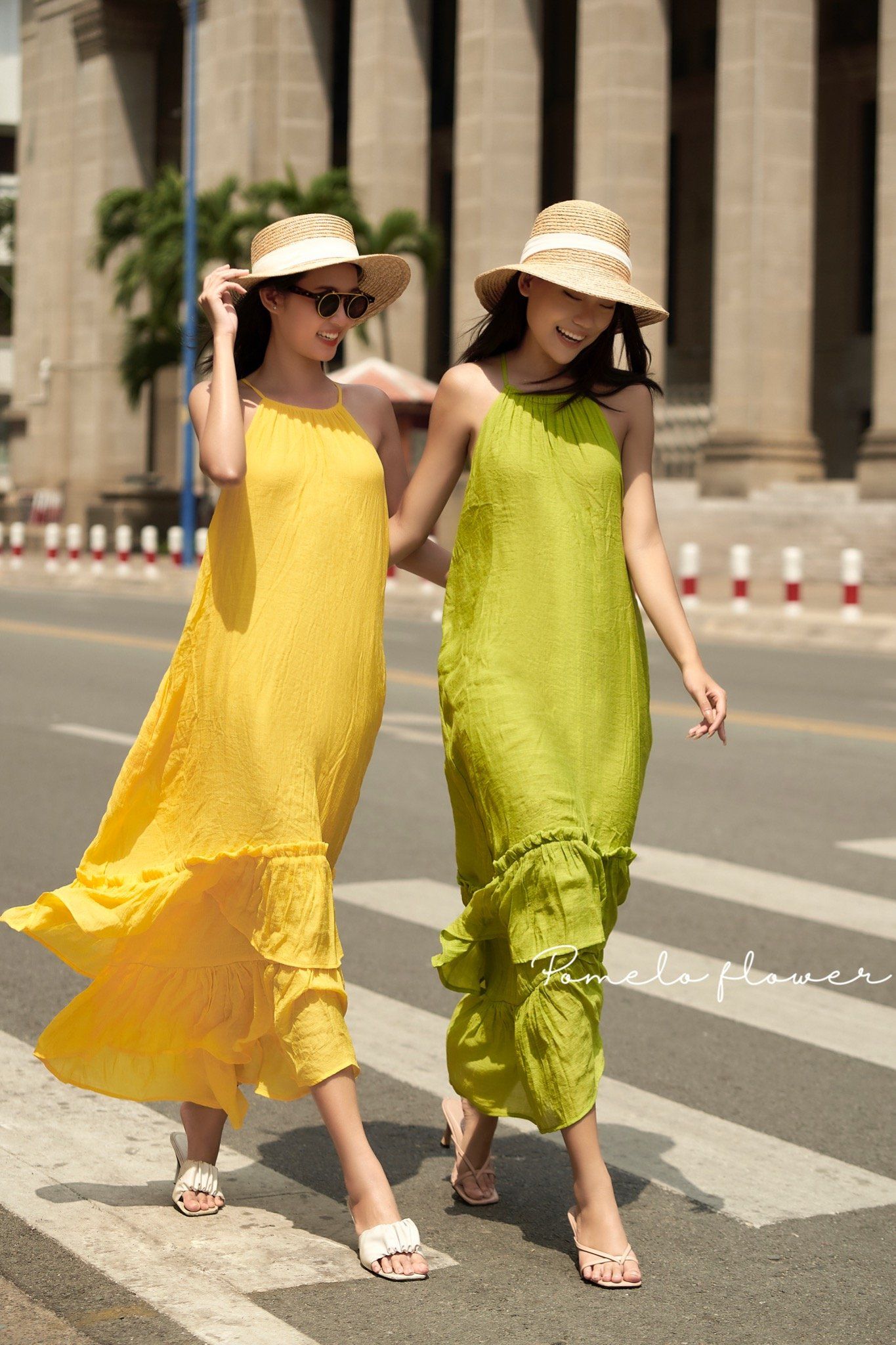 Brianna Dress - Maxi bèo cổ yếm hai tầng D438