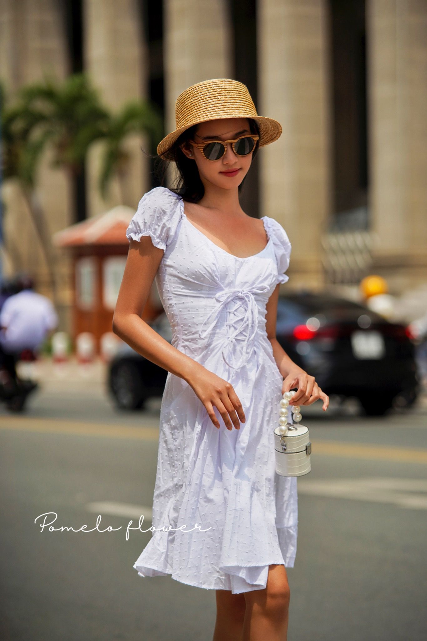 White Cottage Dress - Đầm trắng cột dây phía trước váy xòe D033