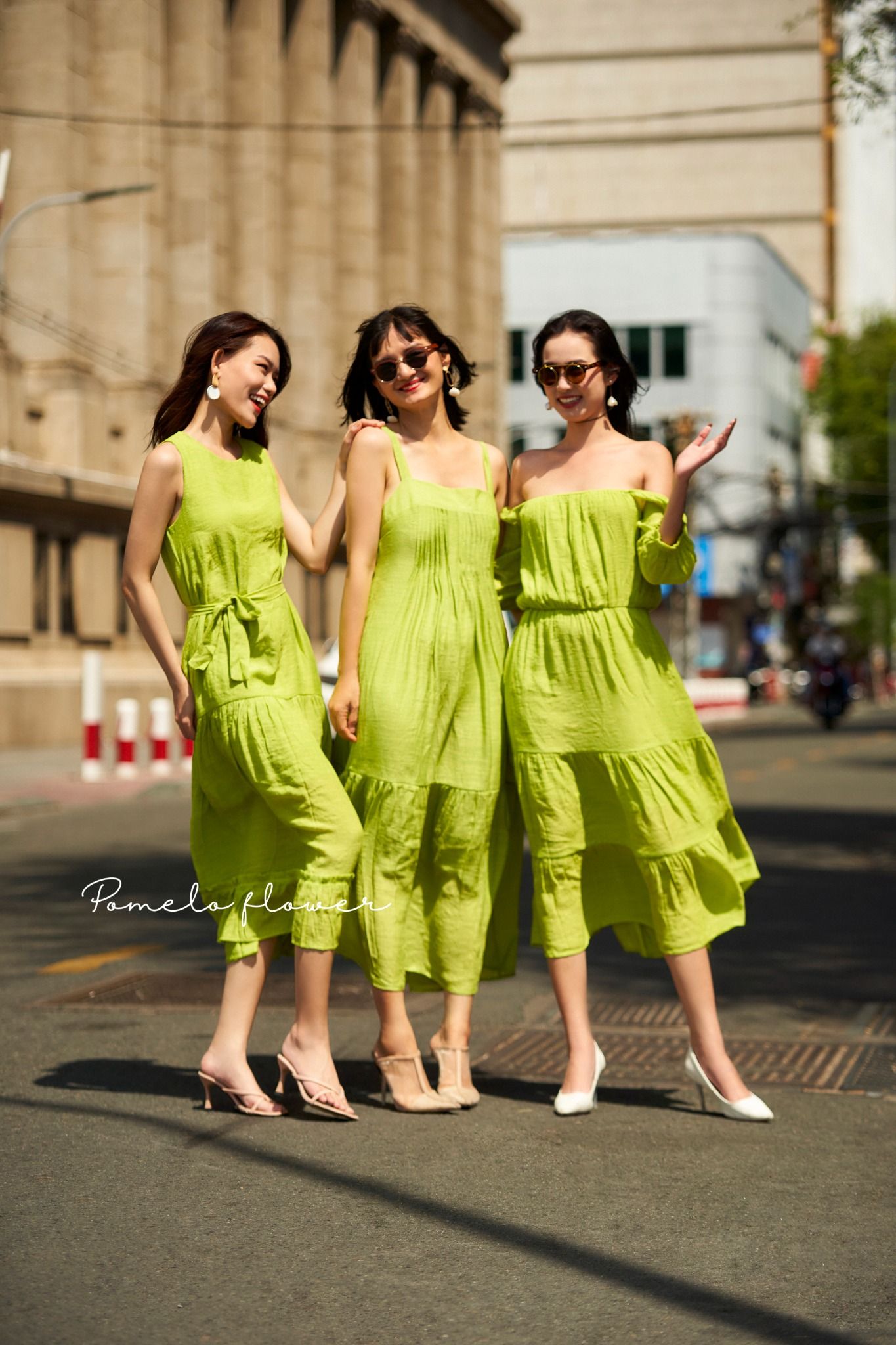 Ana Dress - Đầm xô lụa sát nách xanh lá D46