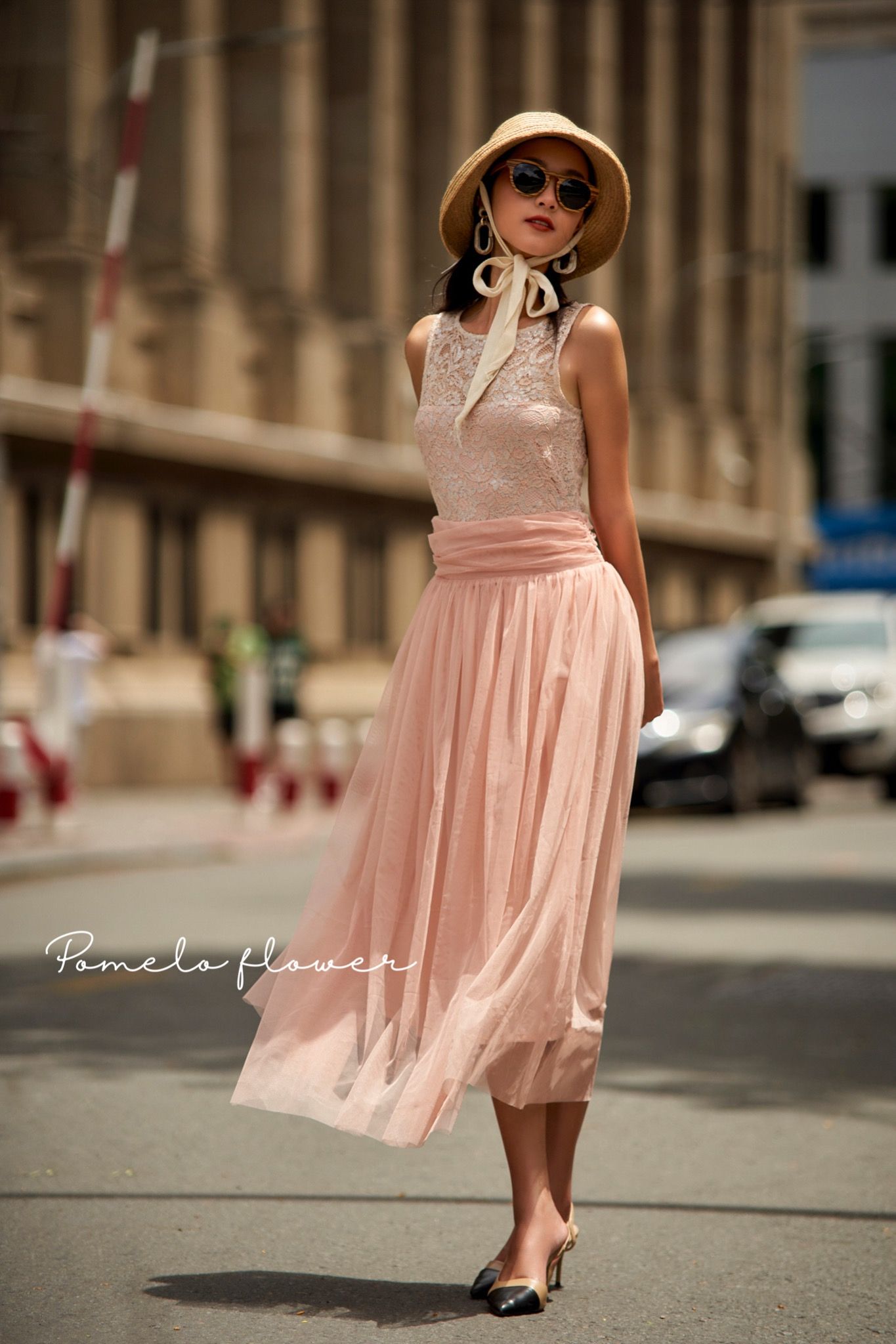 Haven Dress - Đầm hồng ren kim tuyến D111