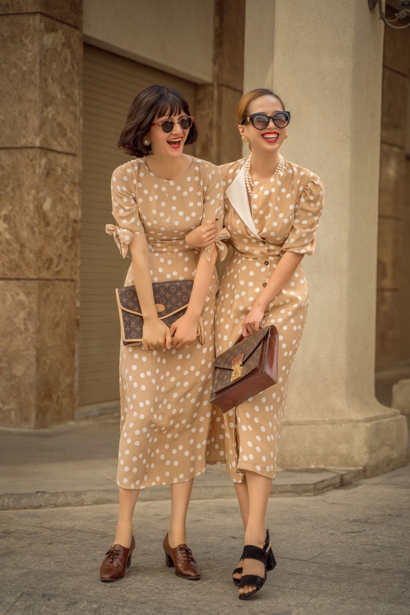 Selina Dress - Đầm chấm bi cổ trắng có cúc D245