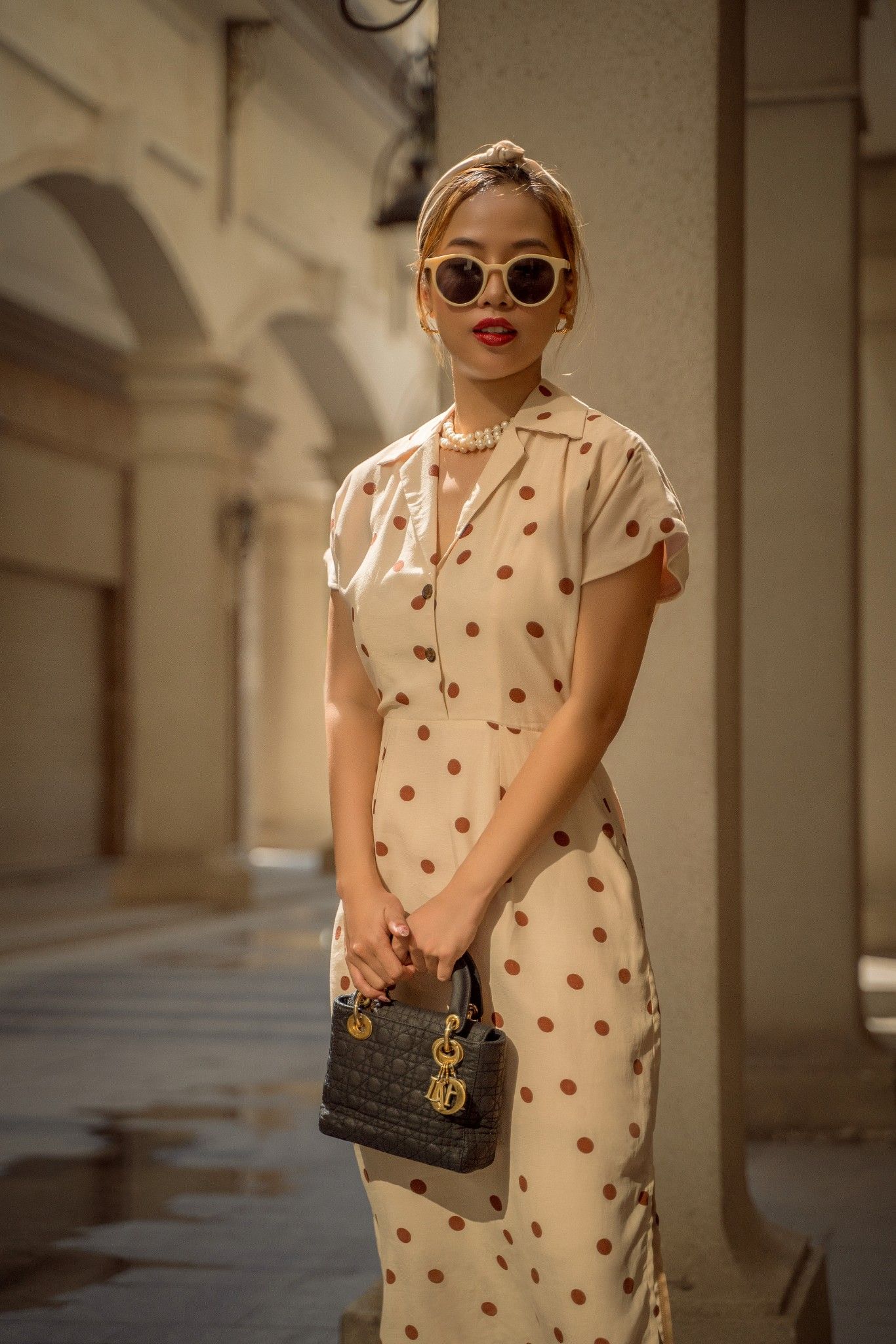 Selah Dress - Đầm chấm bi cổ vest - nền kem bi nâu D242
