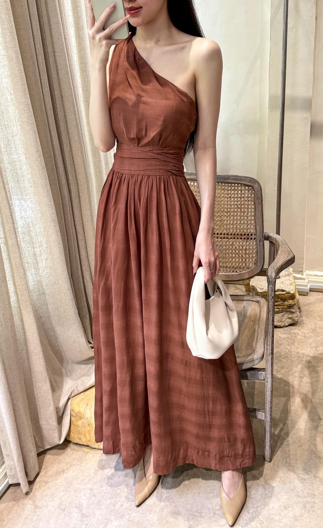 Lalyn Dress - Đầm Lệch Vai Nhấn Eo L31