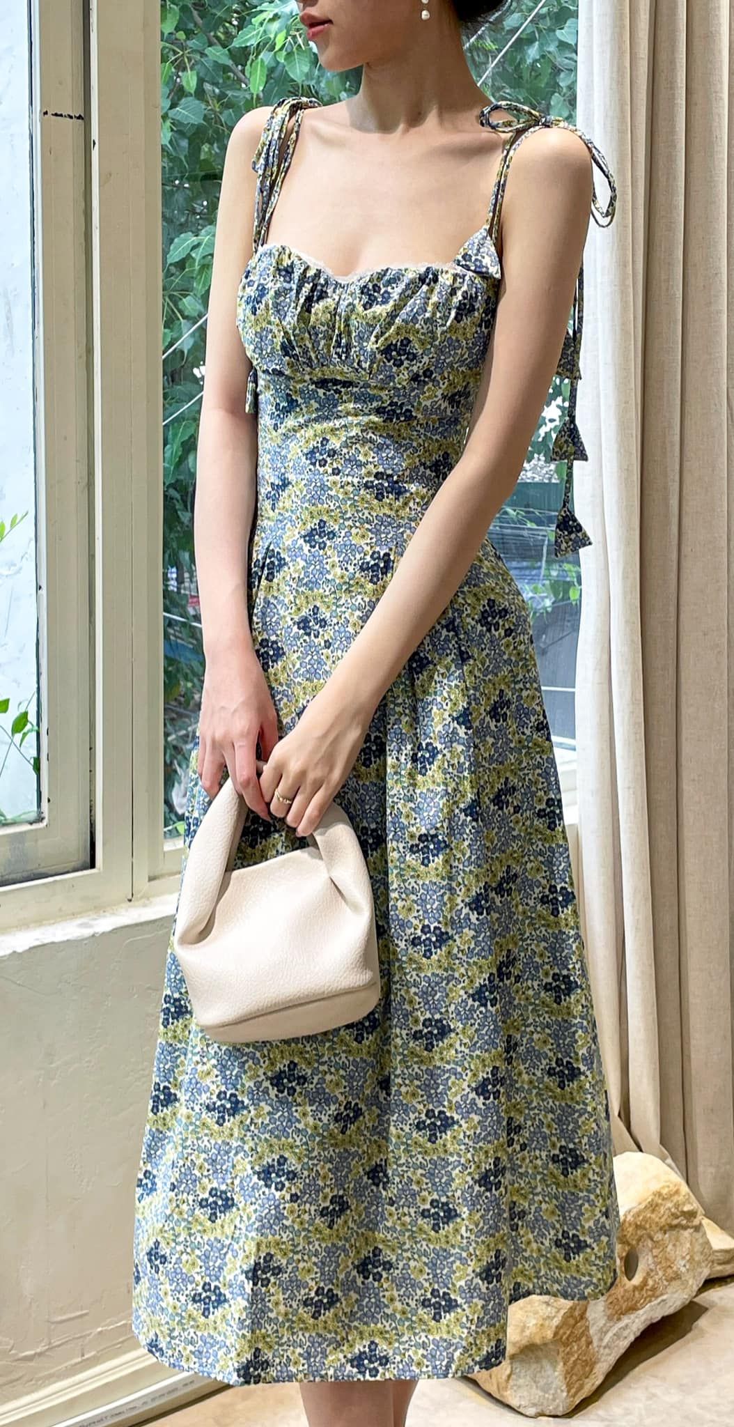 Leah Dress - Đầm 2 Dây Cúp Ngực V14
