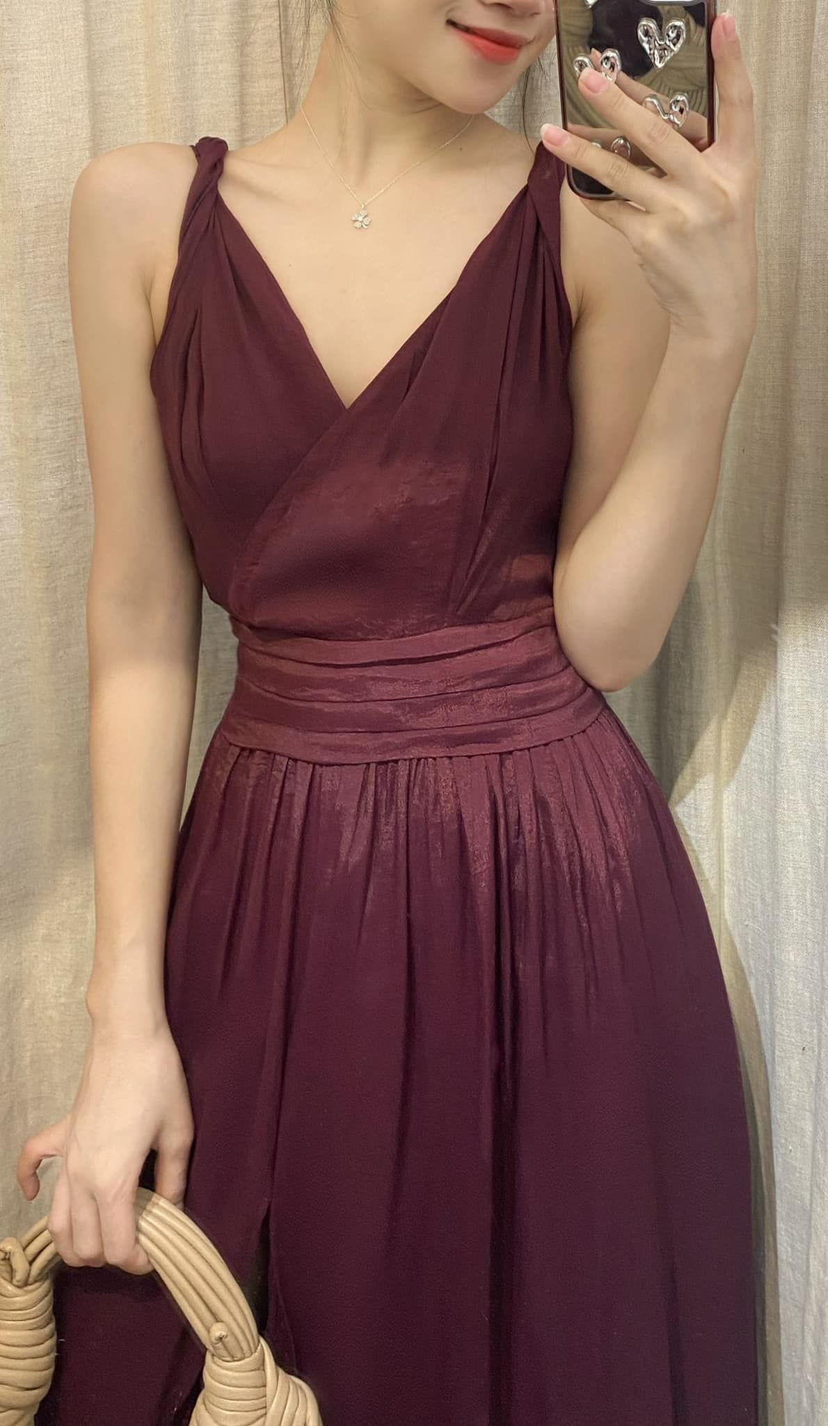 Lillie Dress - Đầm Xoắn Vai Xẻ Tà E291