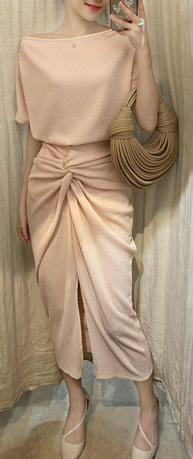 Mary Set - Set Áo Và Chân Váy Xoắn Eo L03