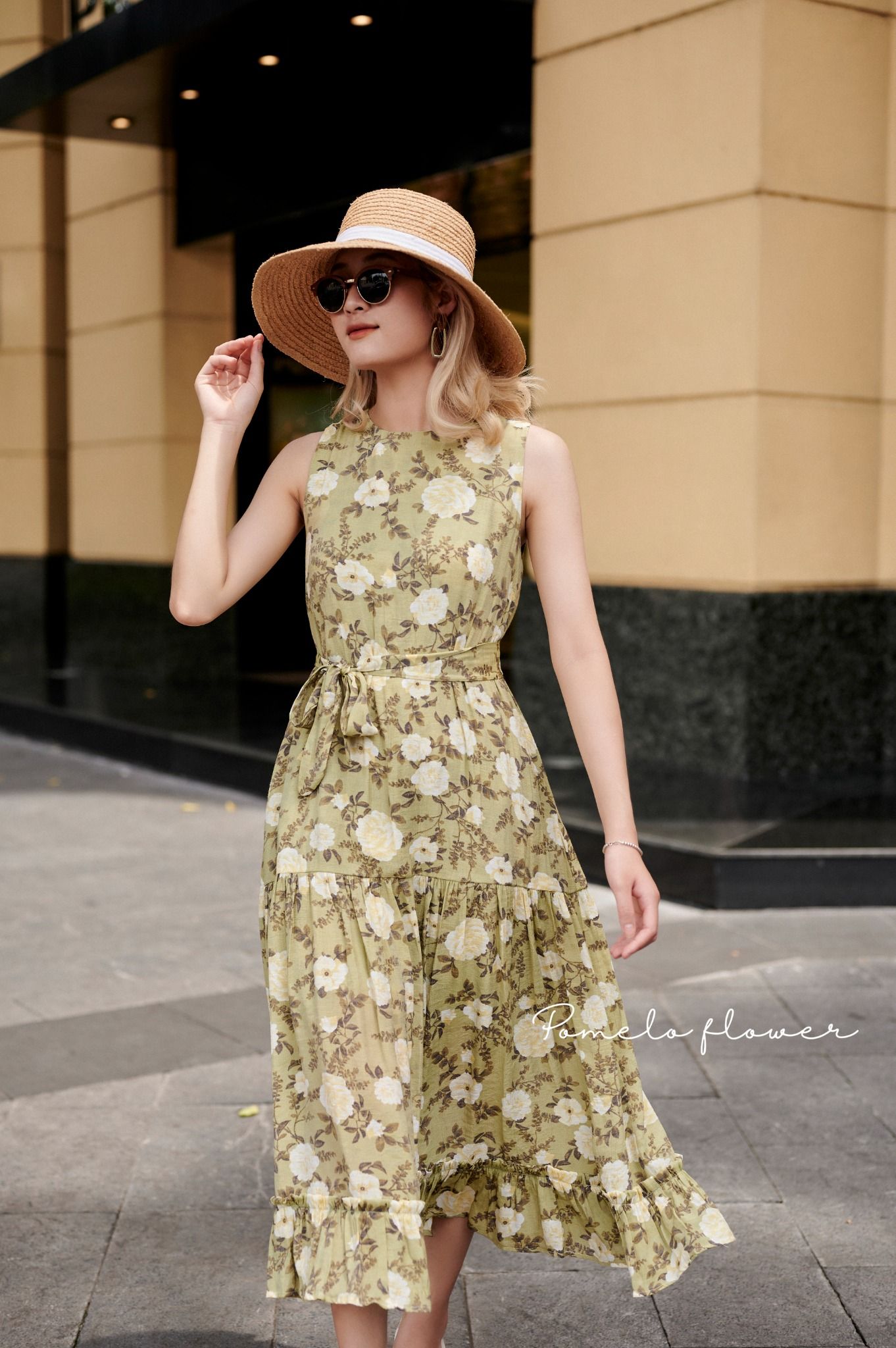 Valerie Dress - Đầm sát nách xô lụa in hoa lớn - D608