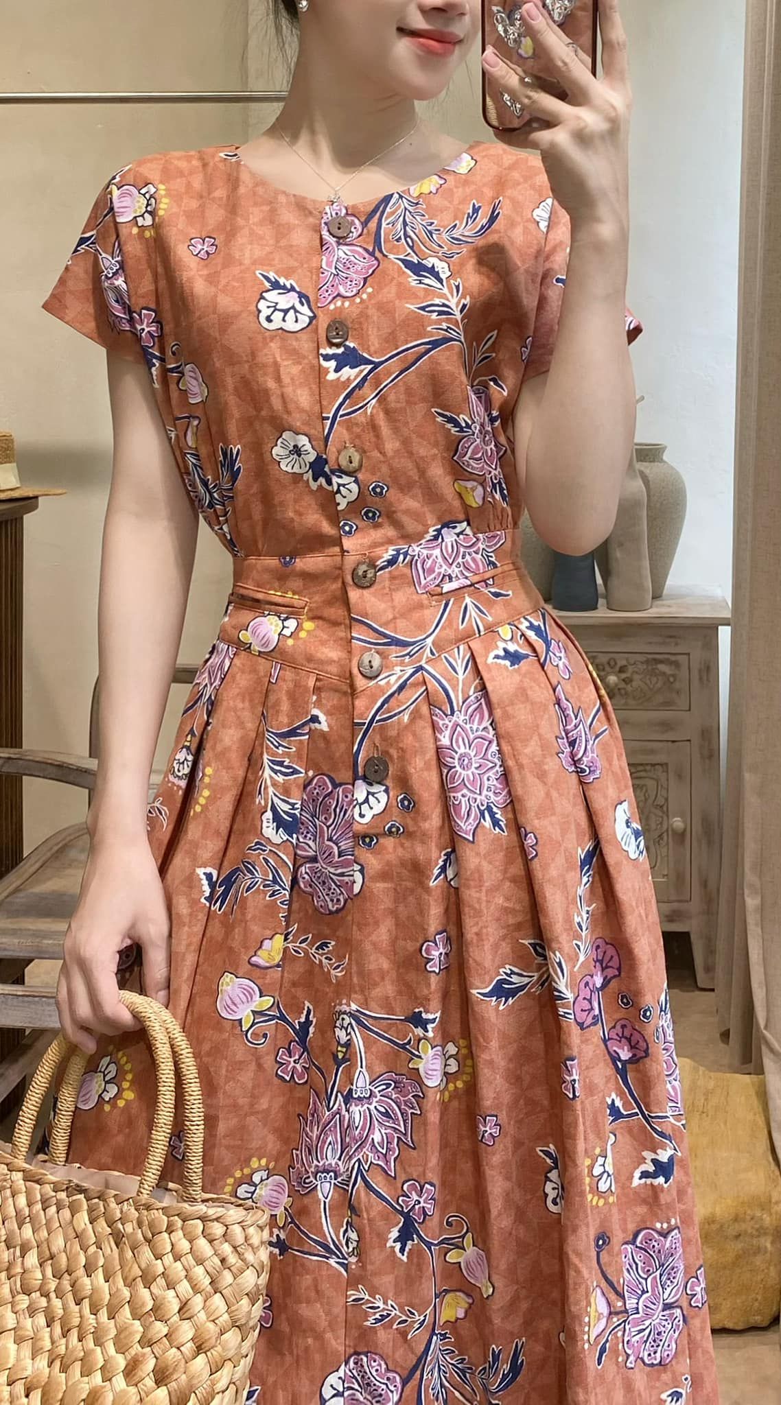 Michelle Dress - Đầm Tay Ngắn Một Hàng Nút L56