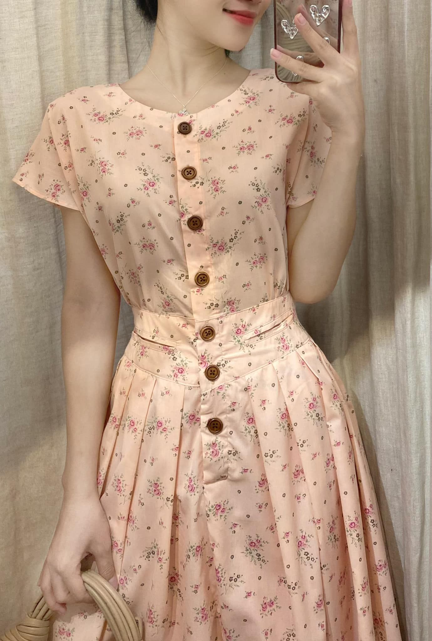 Michelle Dress - Đầm Tay Ngắn Một Hàng Nút L56
