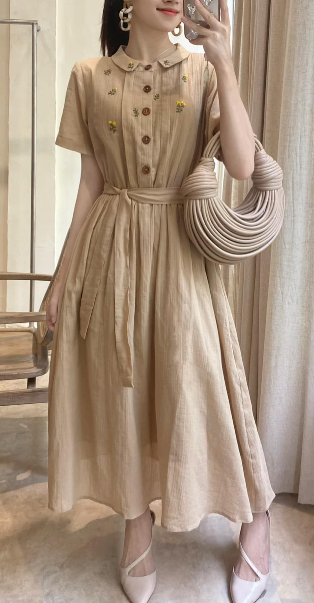 Nami Dress - Đầm Cổ Sen Thêu Tay E79
