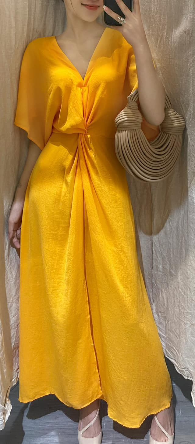 Nyla Dress - Đầm Xoắn Eo D035