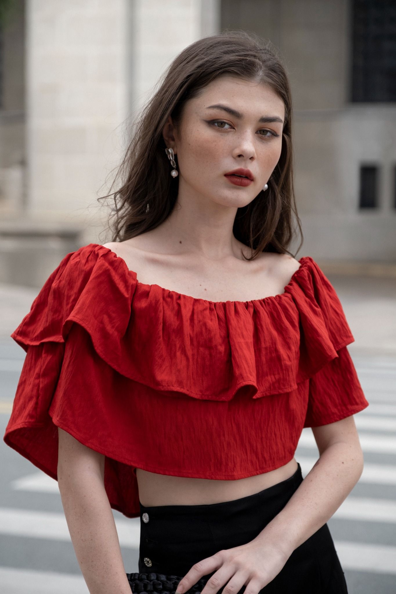 Alaina shirt - Áo trễ vai đỏ, xếp tầng A03