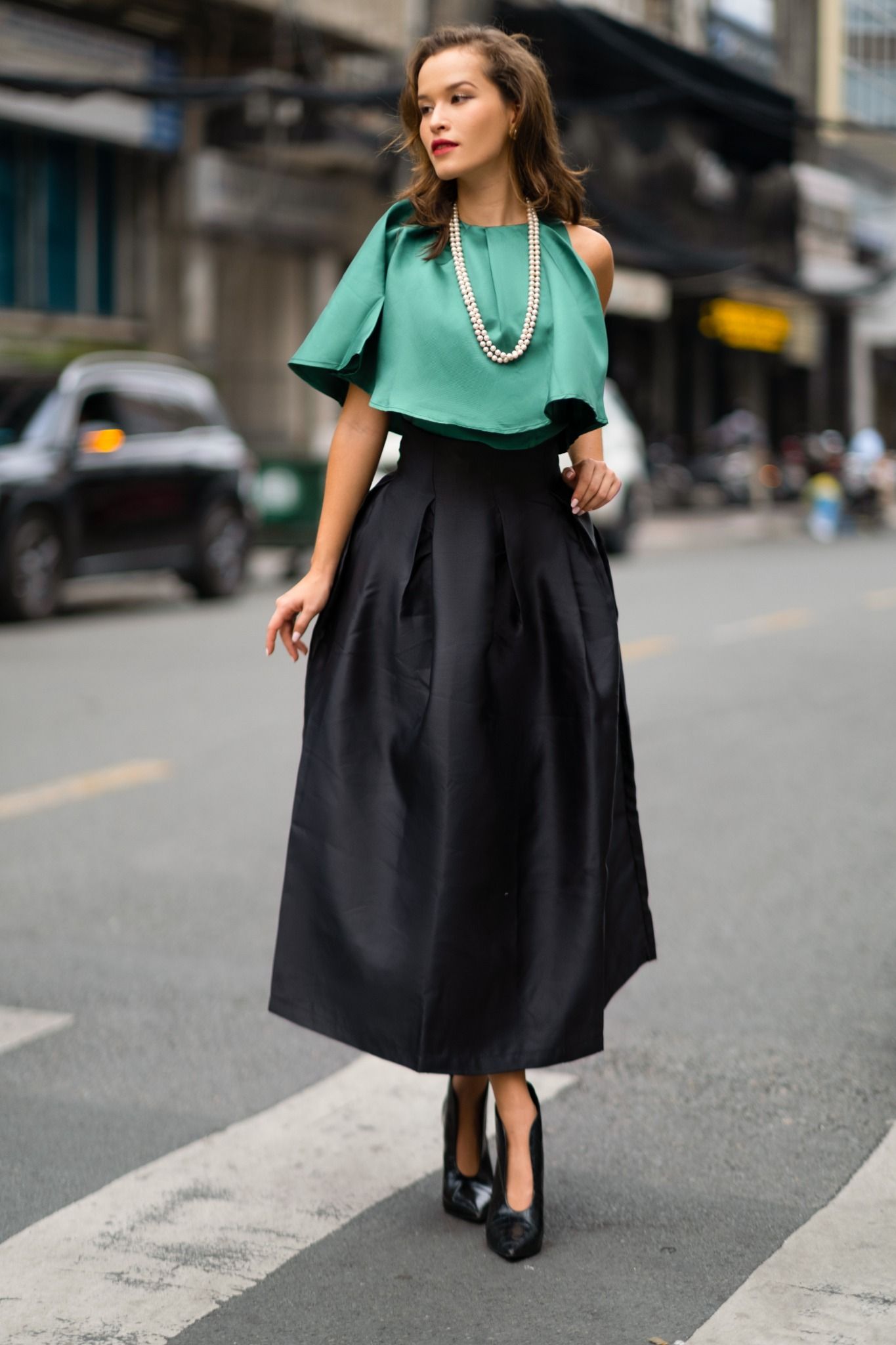 Tafta Shirt - Áo tafta xếp ly một bên tay A11