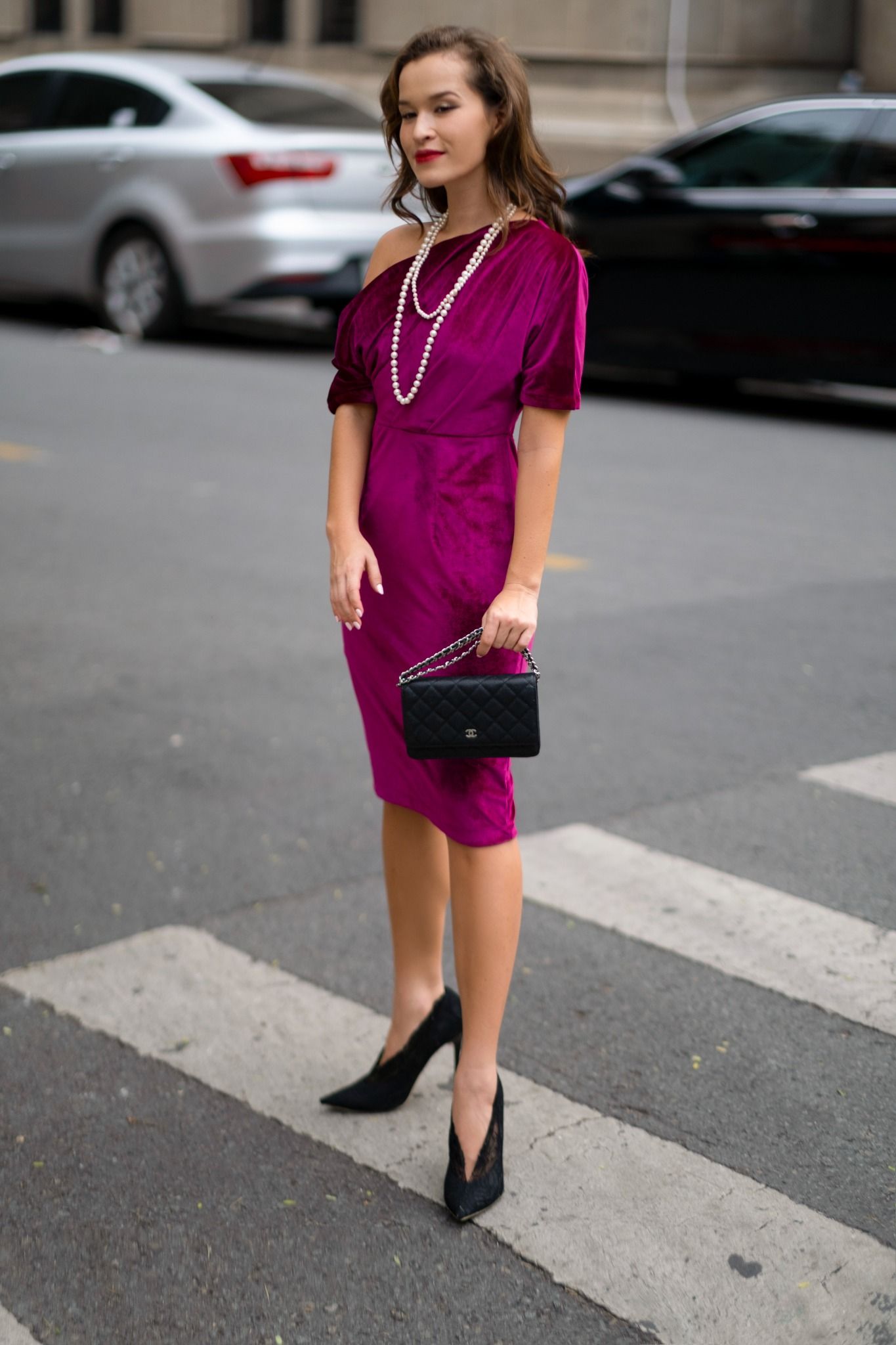 Mariana Dress - Đầm Body nhung mềm lệch vai D83
